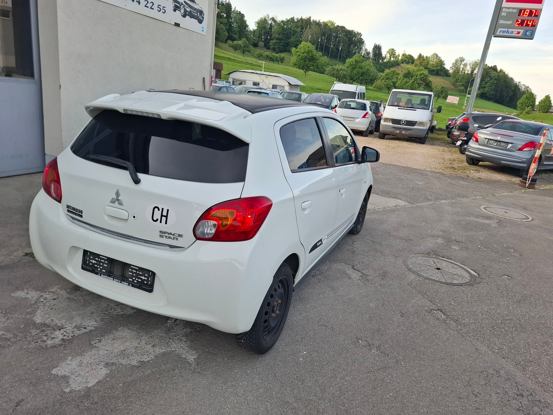 MITSUBISHI Space Star 1.2 Black&White