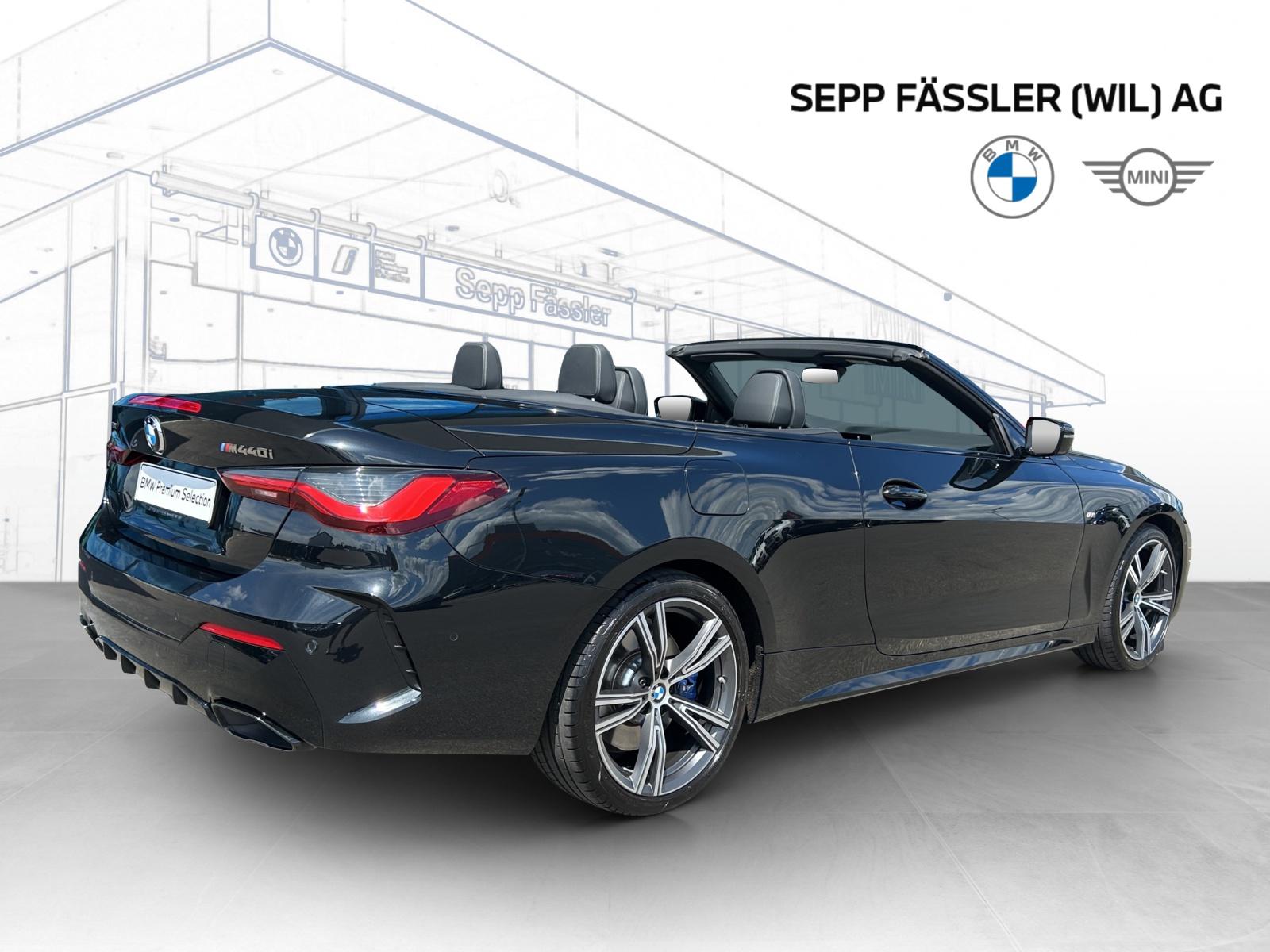 BMW M440i xDrive Cabrio 48V-image-11