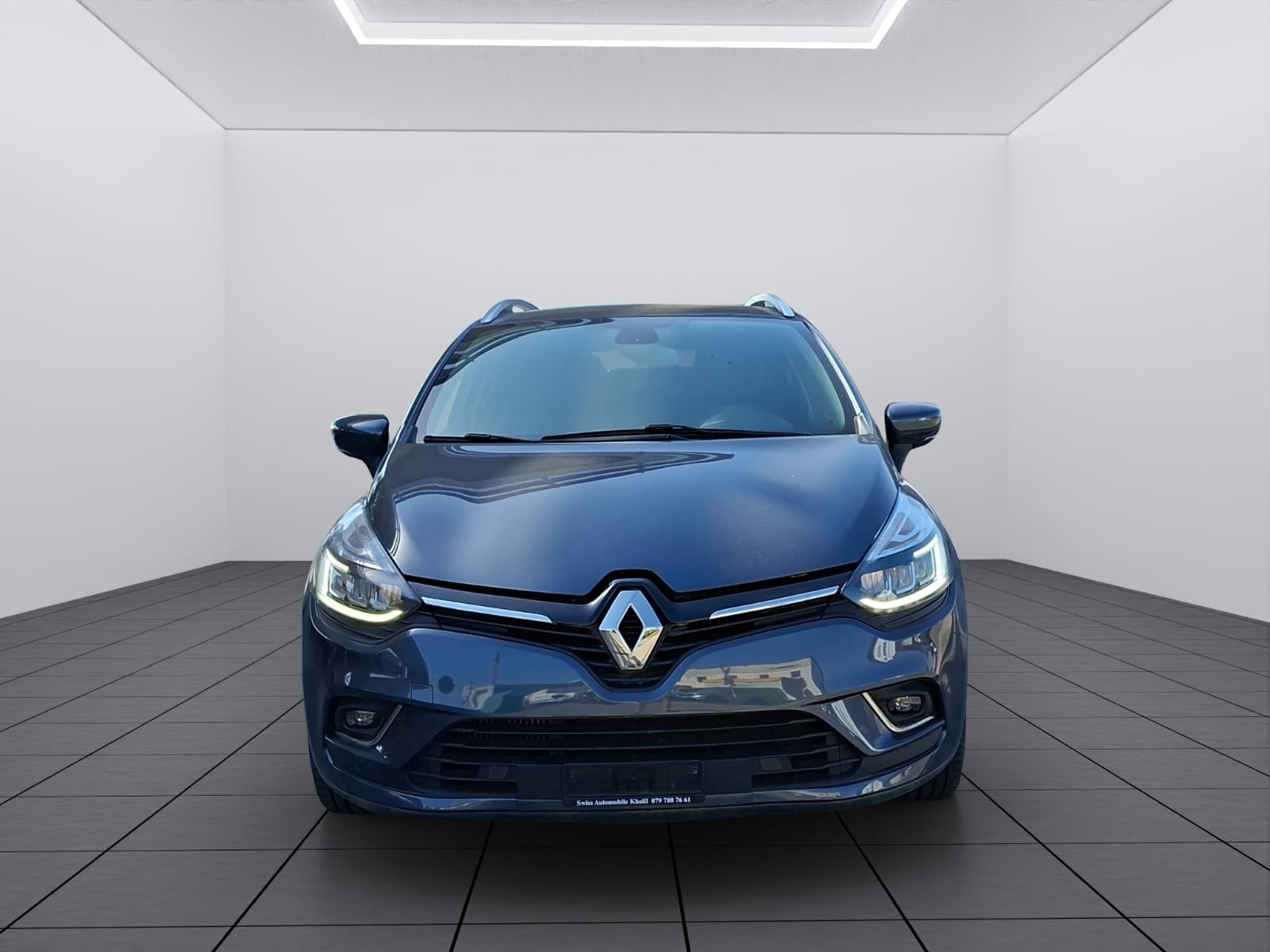 RENAULT Clio Grandtour 1.2 16V T Intens-showroom-element-1