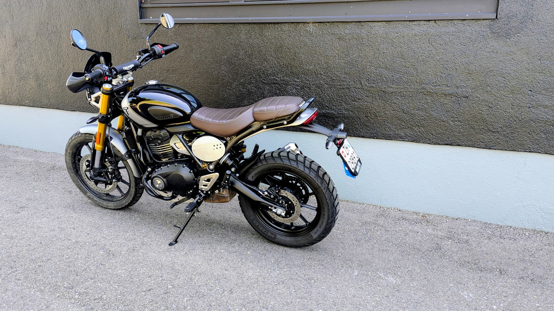 TRIUMPH Scrambler 400 X-image-4