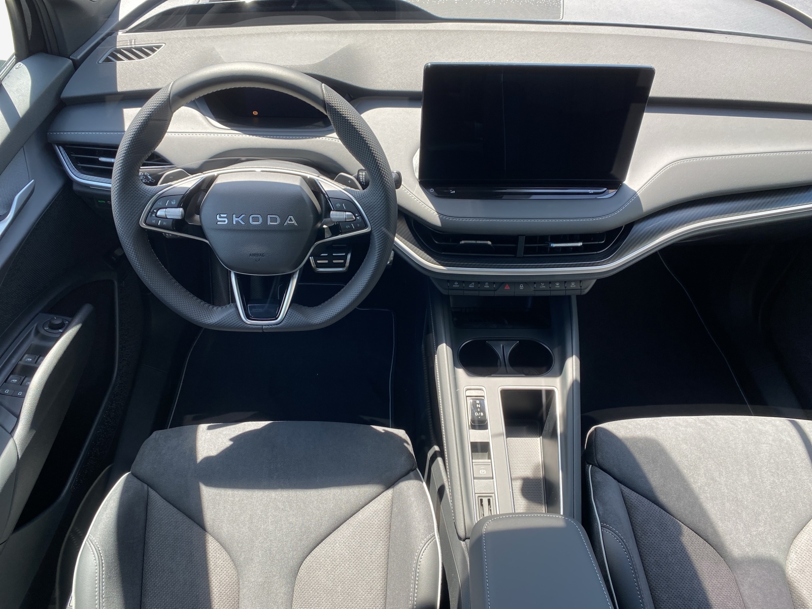 SKODA Enyaq 85x Sportline 4x4-image-8