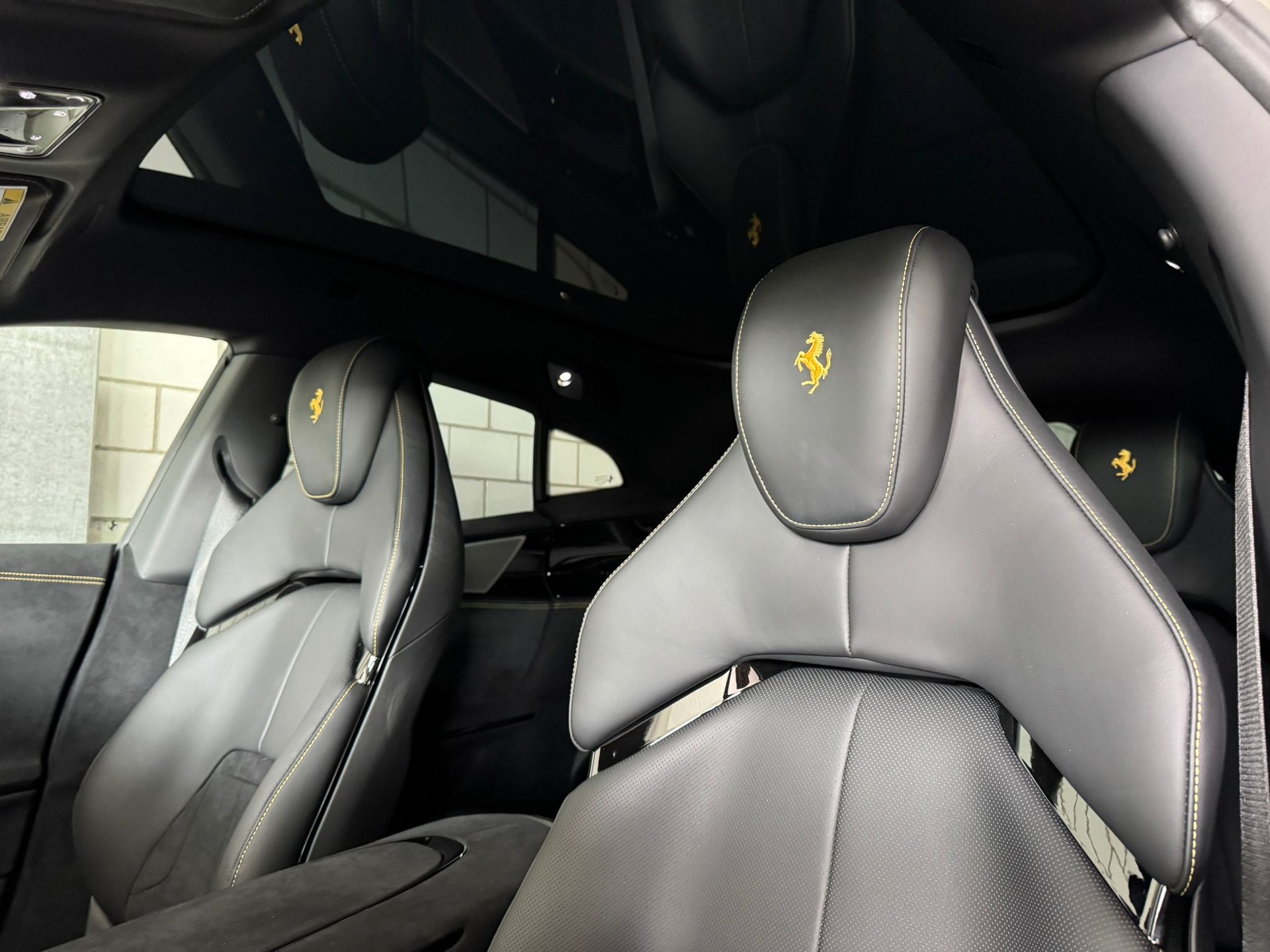 FERRARI Purosangue 6.5 V12 Vollausstattung-image-8