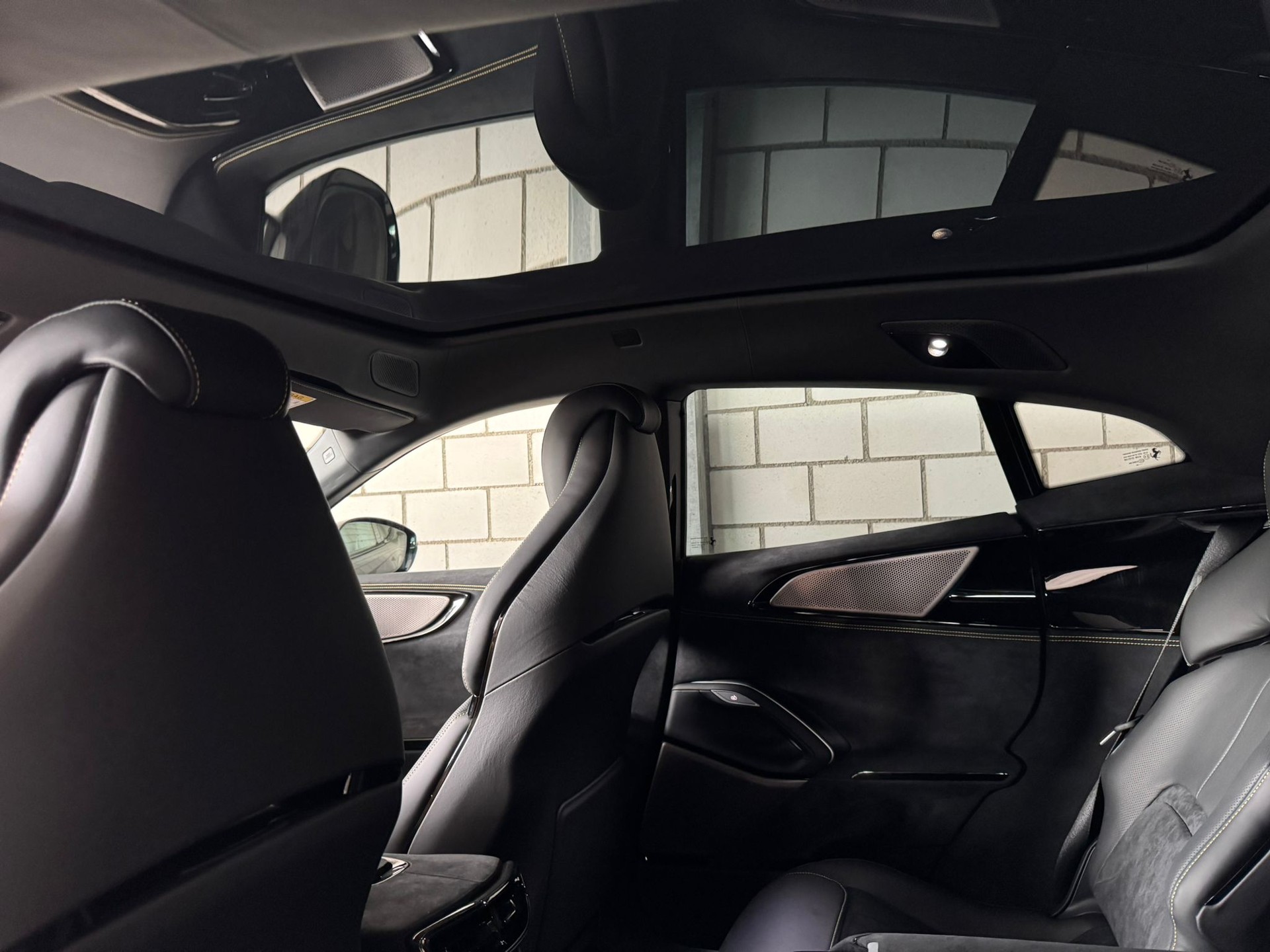 FERRARI Purosangue 6.5 V12 Vollausstattung-image-7