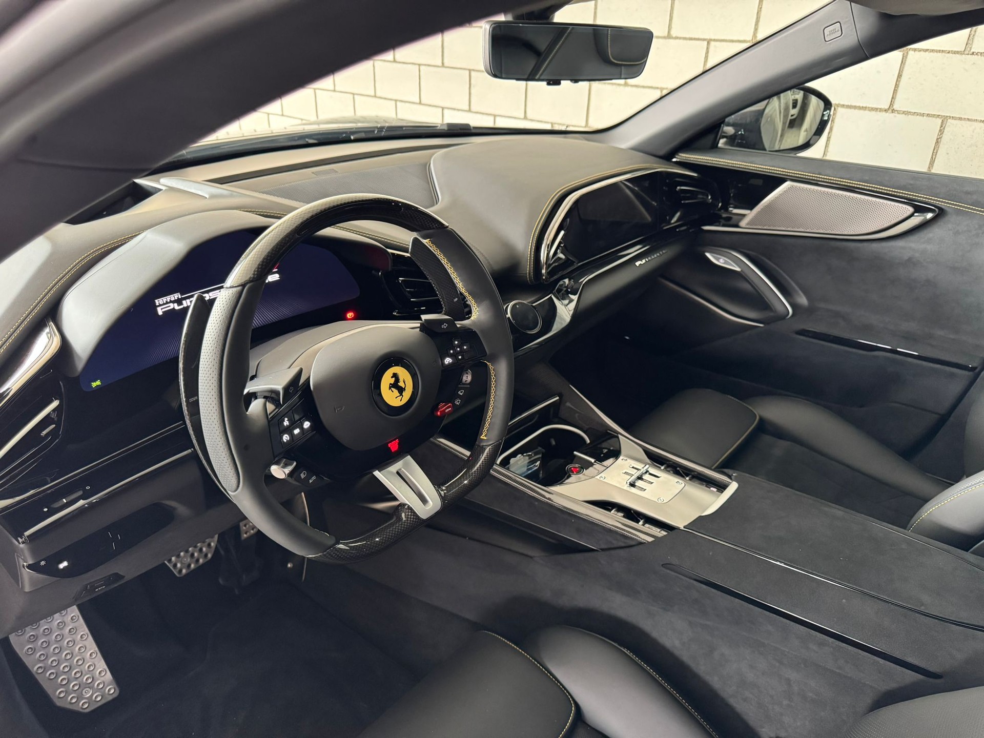 FERRARI Purosangue 6.5 V12 Vollausstattung-image-4