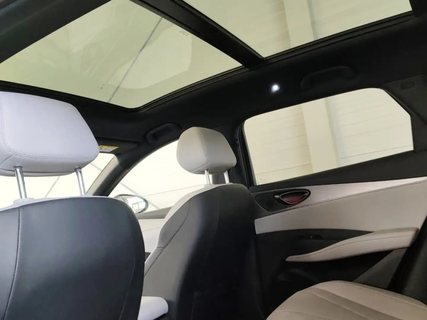 BYD Seal 6 DM-i "Comfort" Lite-image-12