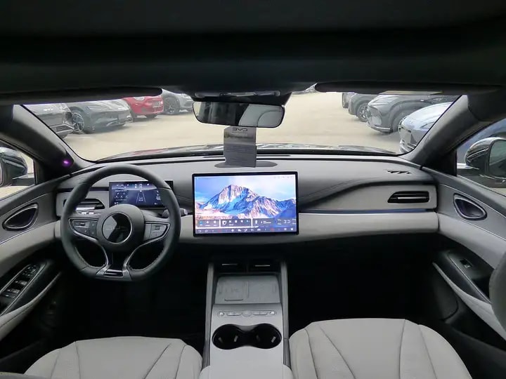 BYD Seal 6 DM-i "Comfort" Lite-showroom-element-3