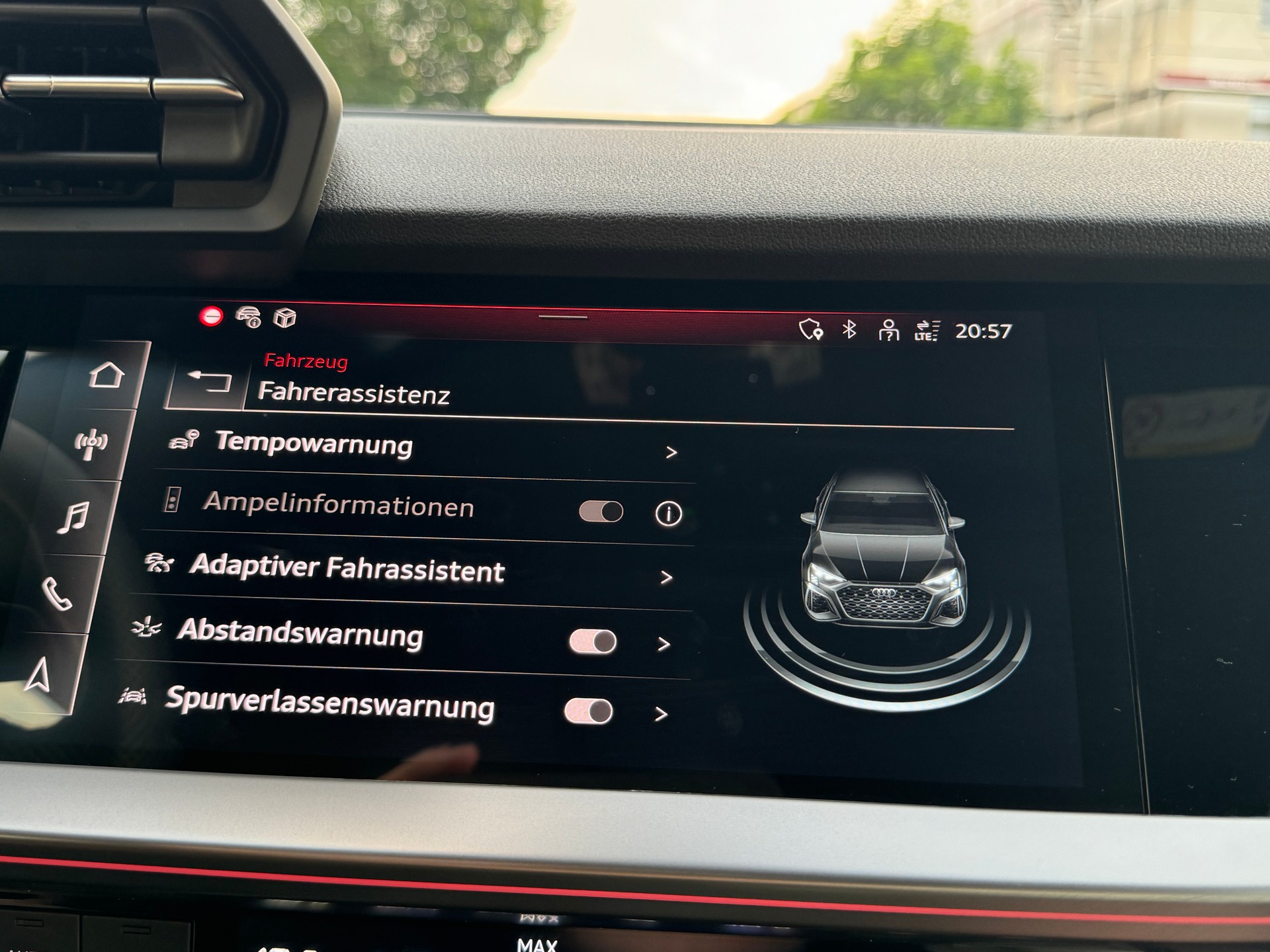 AUDI RS3 SPORTBACK 2.5 TSI QUATTRO S-TRONIC*HJS DOWNPIPES*5 JAHRE/1'00000 KM HERSTELLERGARANTIE*-image-25
