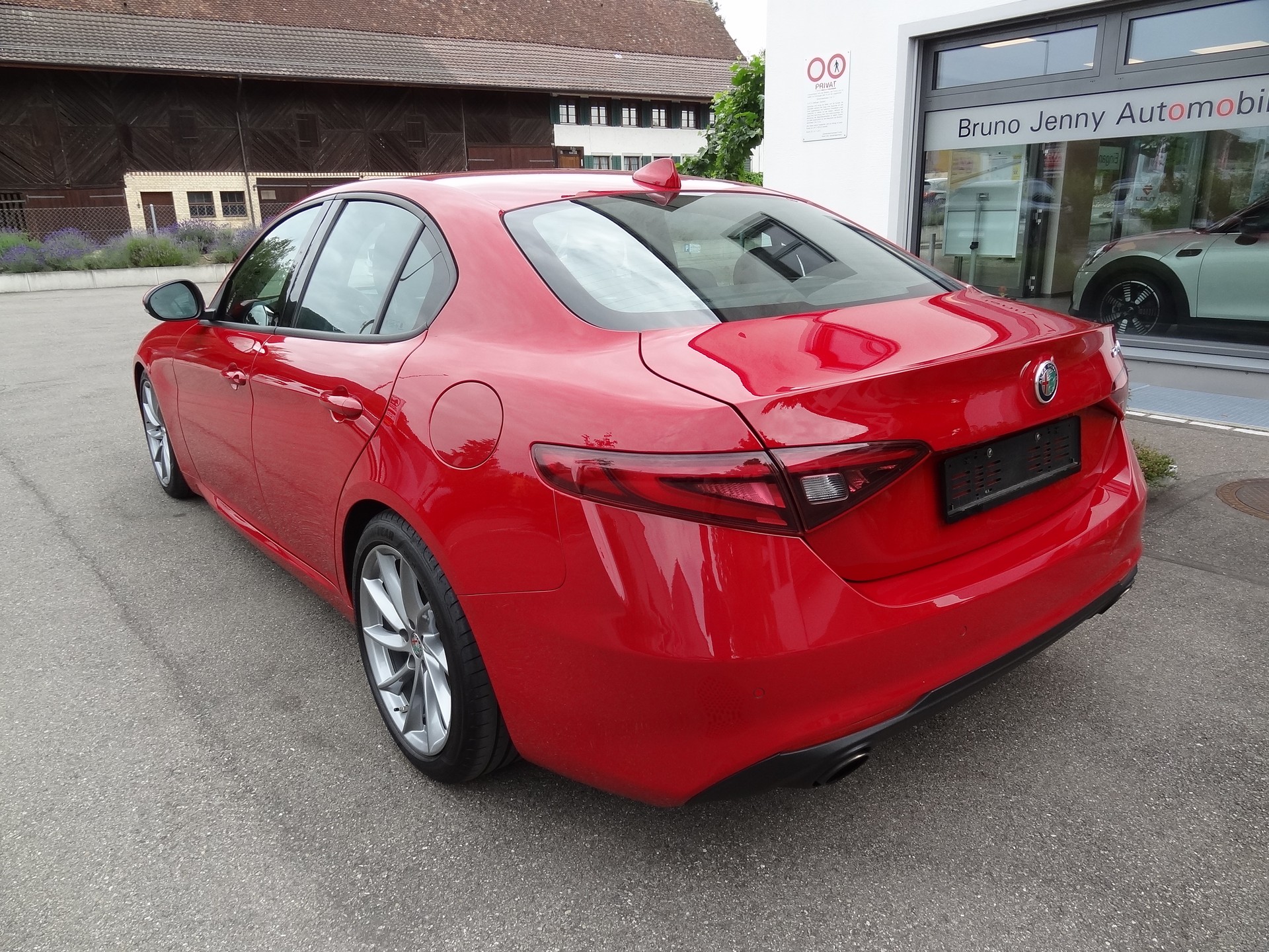 ALFA ROMEO Giulia 2.0 Super Automatic-showroom-element-3