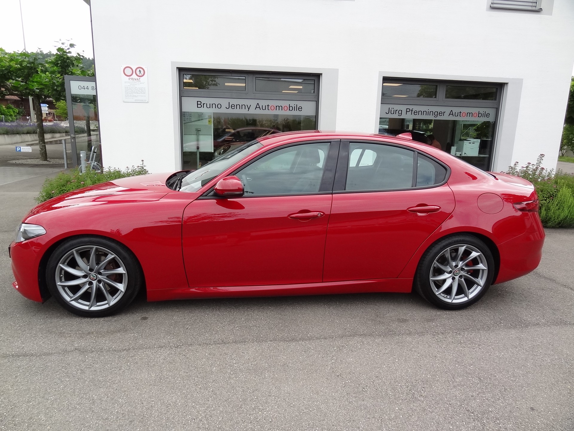 ALFA ROMEO Giulia 2.0 Super Automatic-showroom-element-1