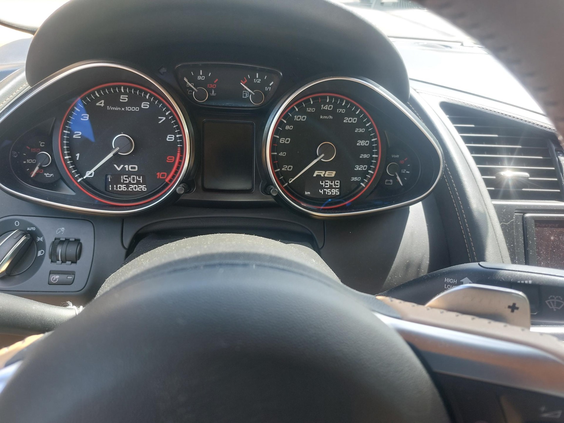 AUDI R8 Coupé 5.2 R-Tronic-image-10
