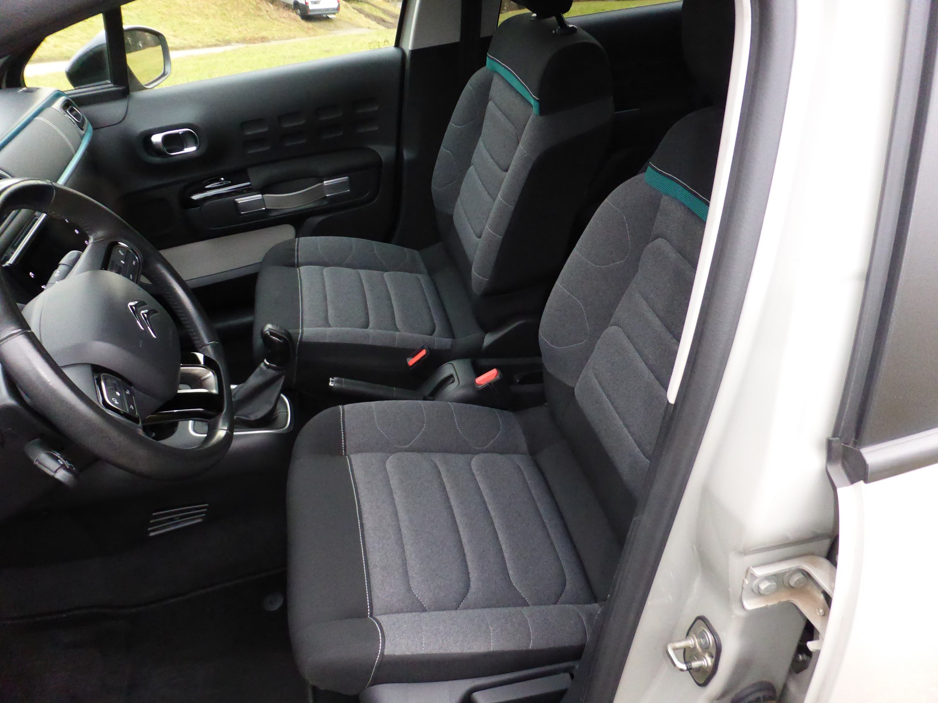 CITROEN C3 1.2i PureTech Swiss Edition-image-11