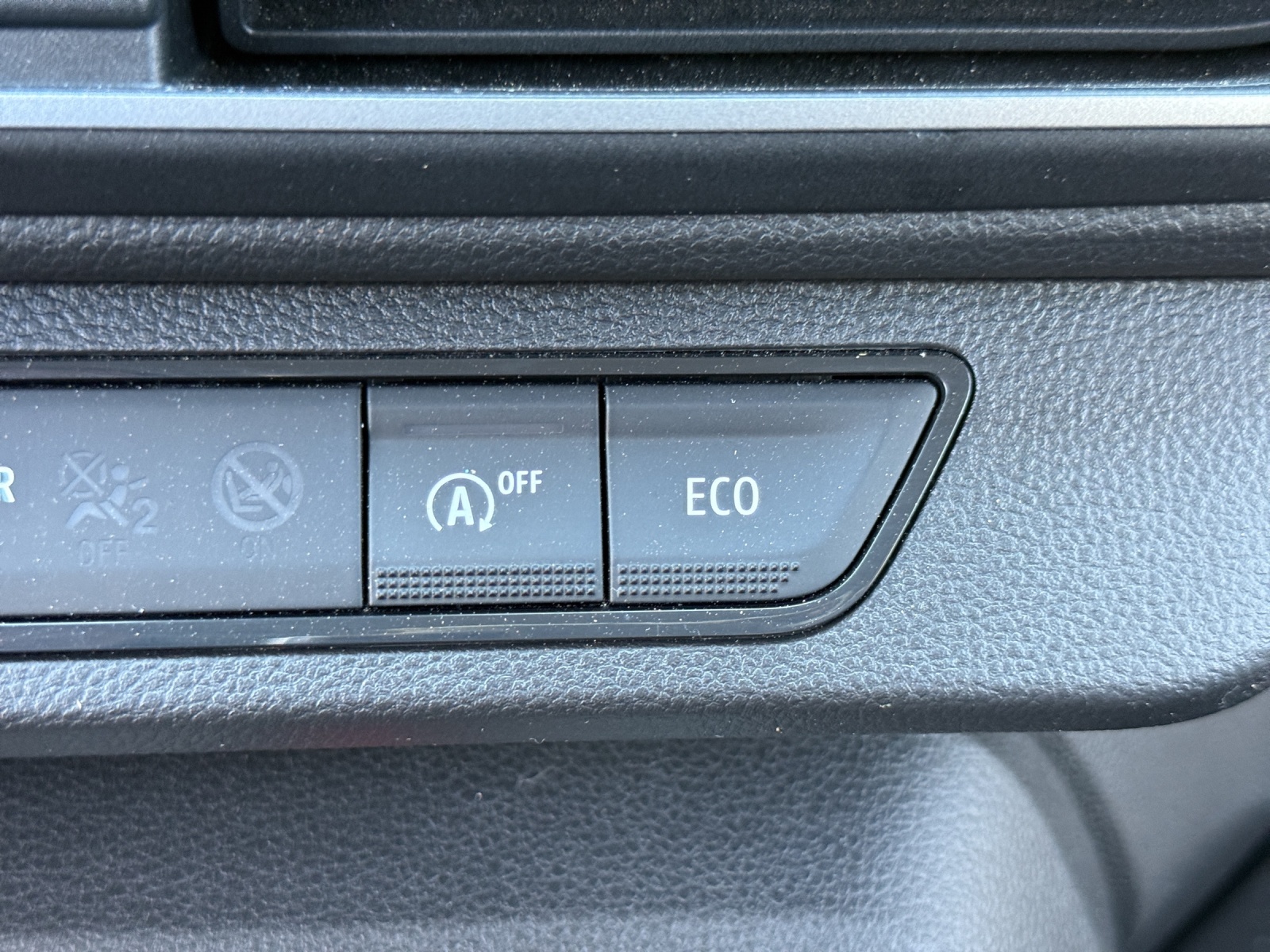 DACIA Sandero TCe 90 Expression CVT-image-25