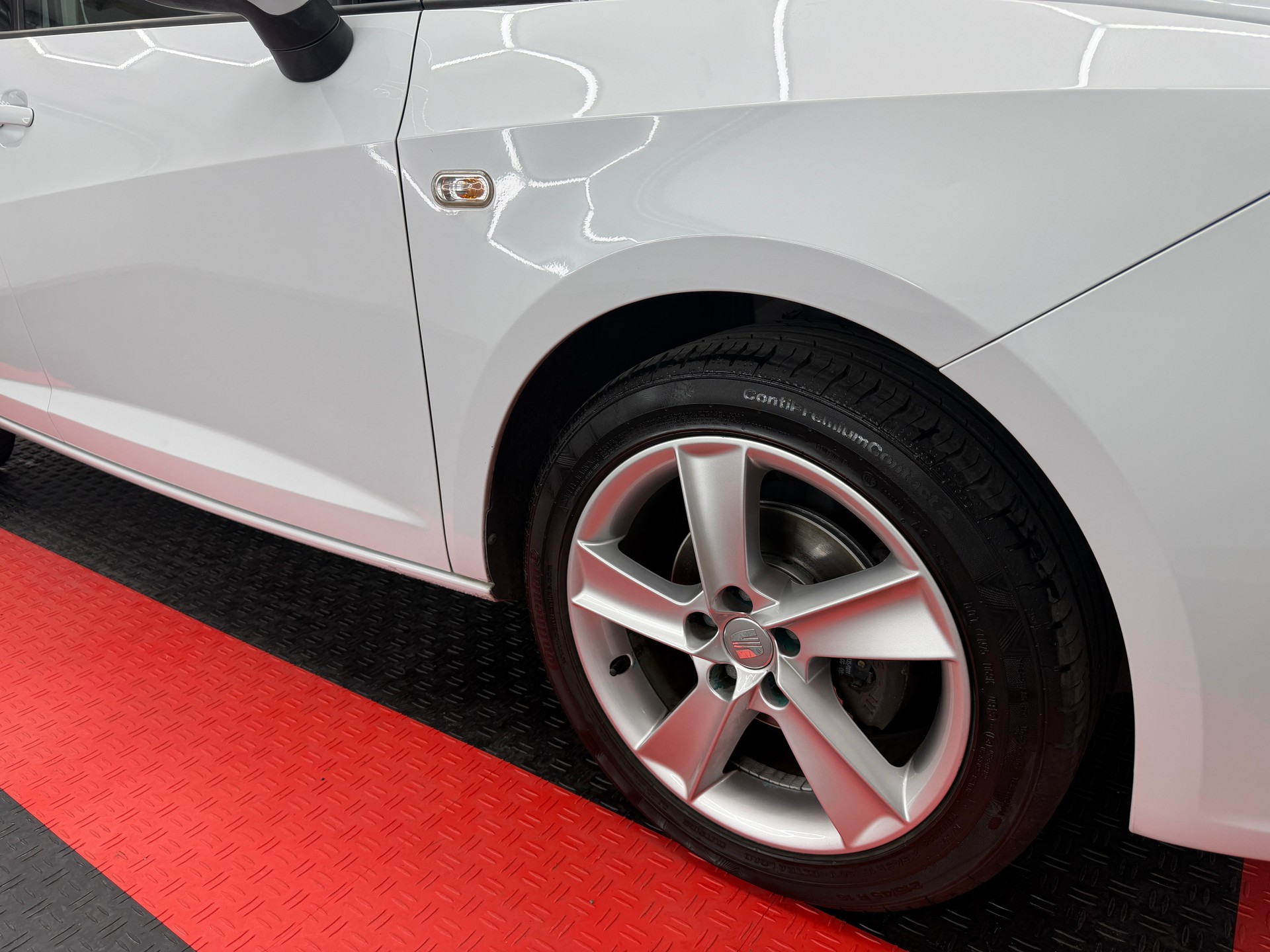 SEAT Ibiza ST 1.2 TSI FR Viva DSG-image-8
