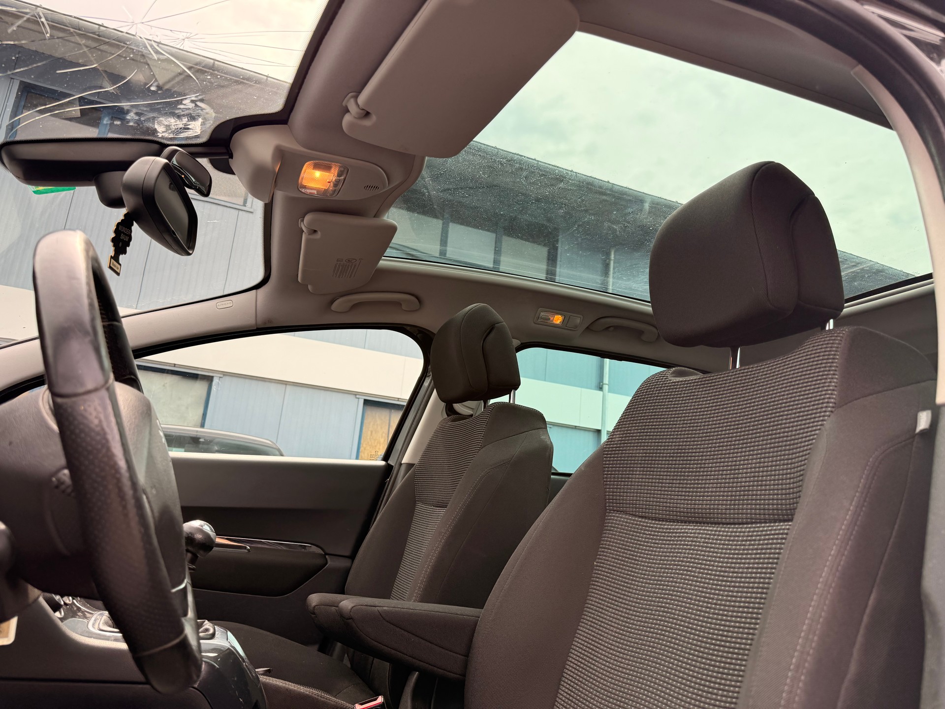 PEUGEOT 5008 2.0 HDI Business-image-10
