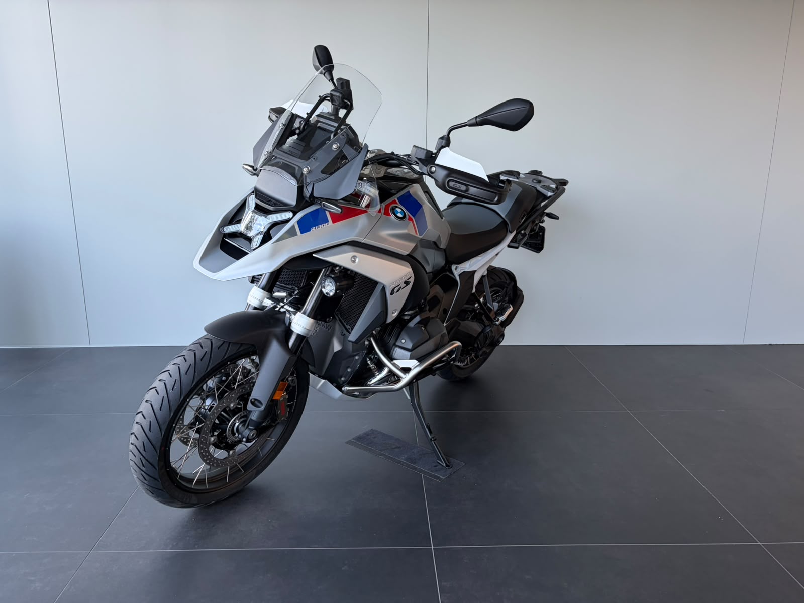 BMW R 1300 GS - mit 2.94%-Leasing ab 283.-/Monat möglich*-showroom-element-3