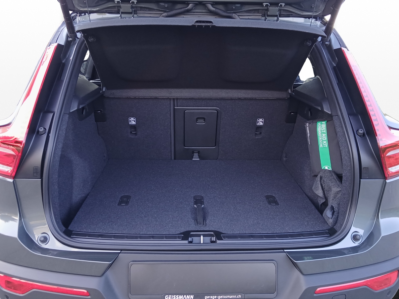 VOLVO EX40 Twin Performance Ultra AWD-image-18