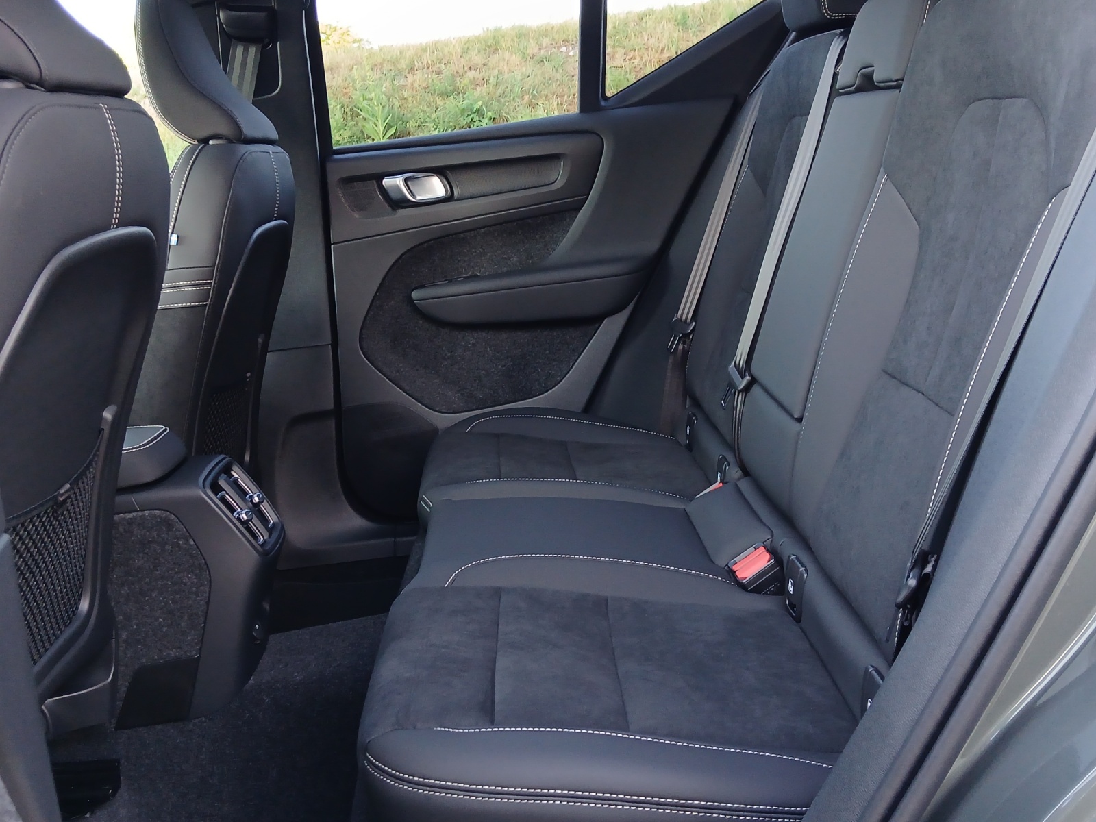 VOLVO EX40 Twin Performance Ultra AWD-image-15