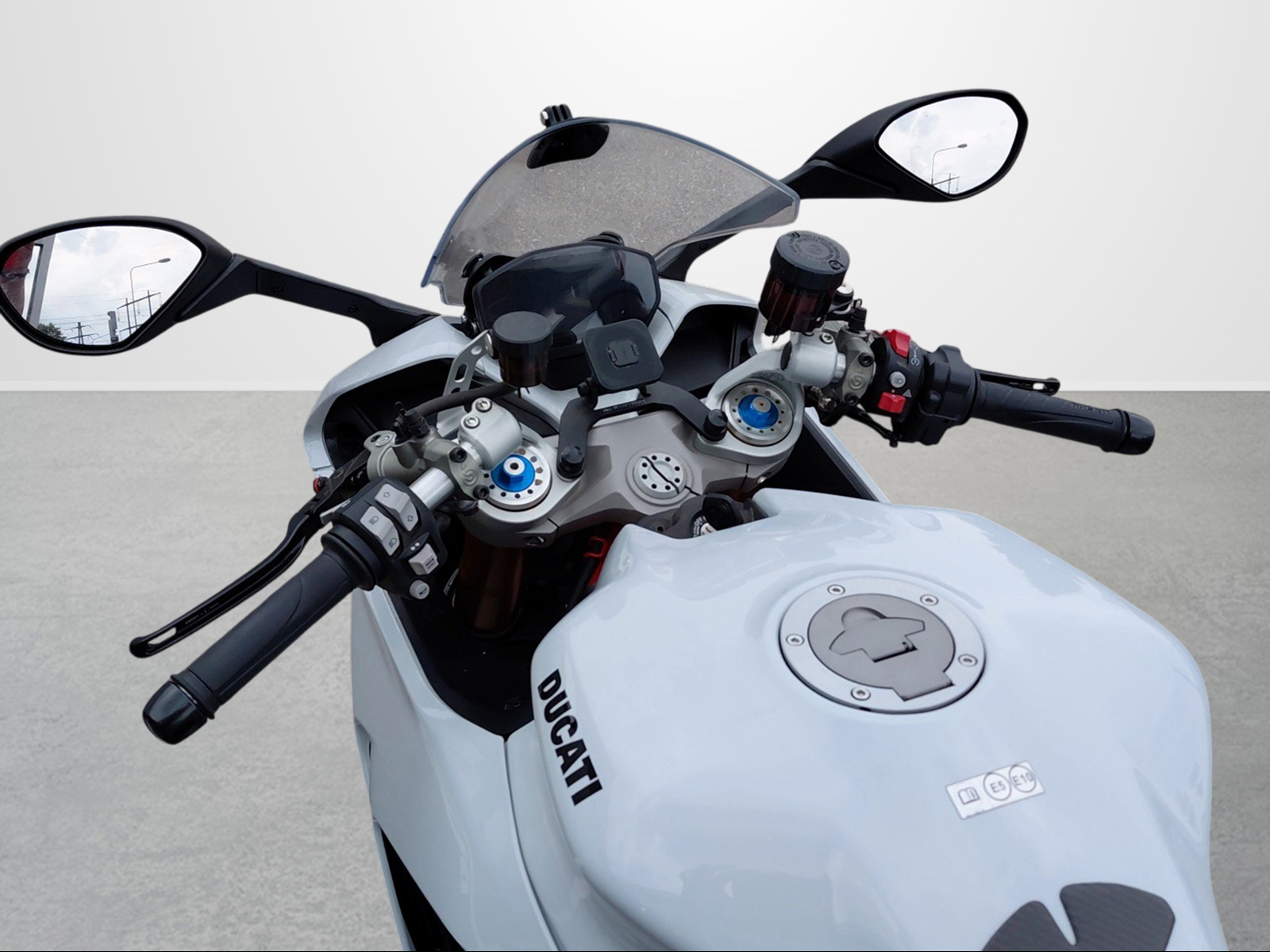 DUCATI Supersport 950 S 35KW-image-10