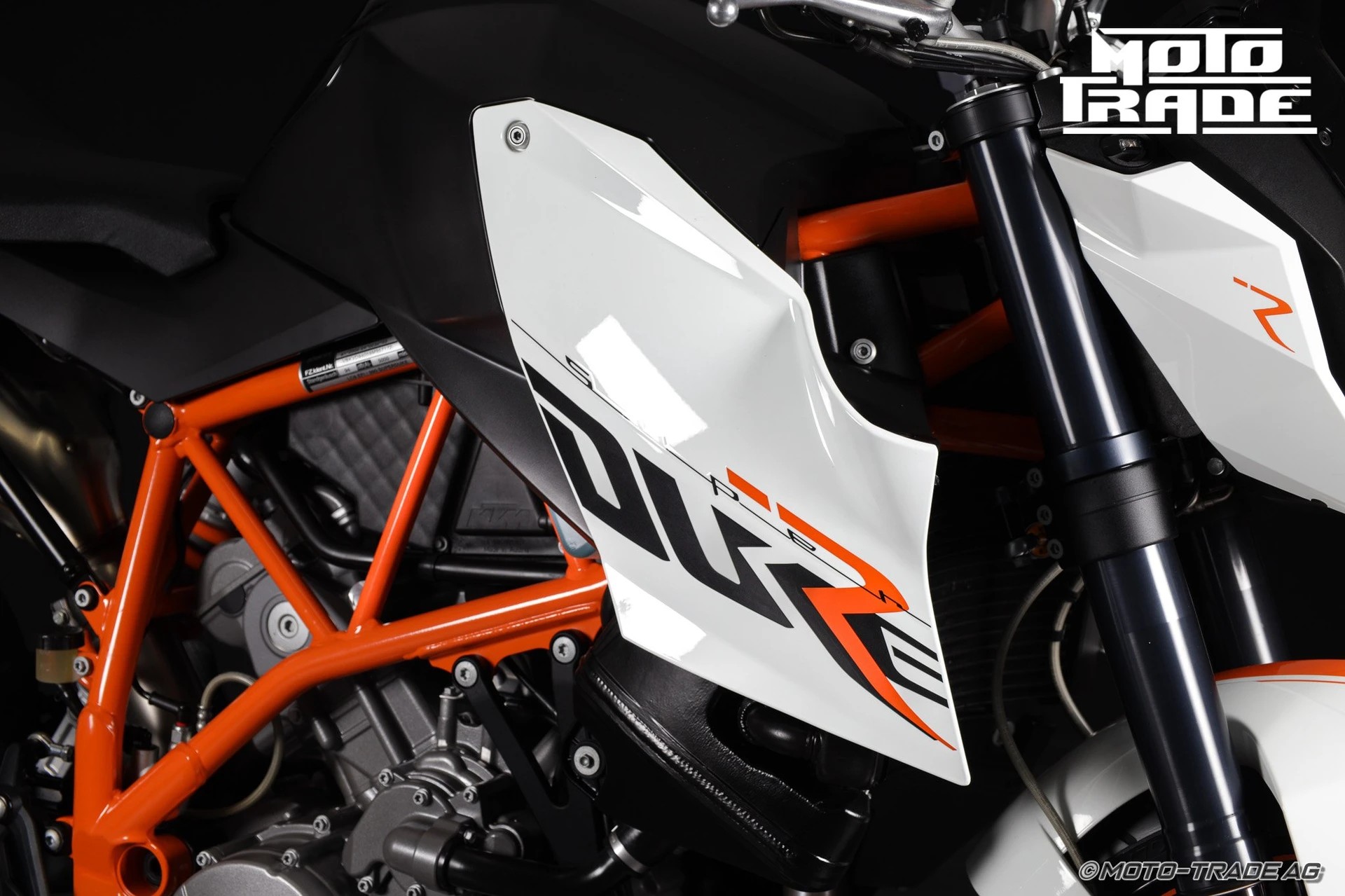 KTM 990 Super Duke R-image-6