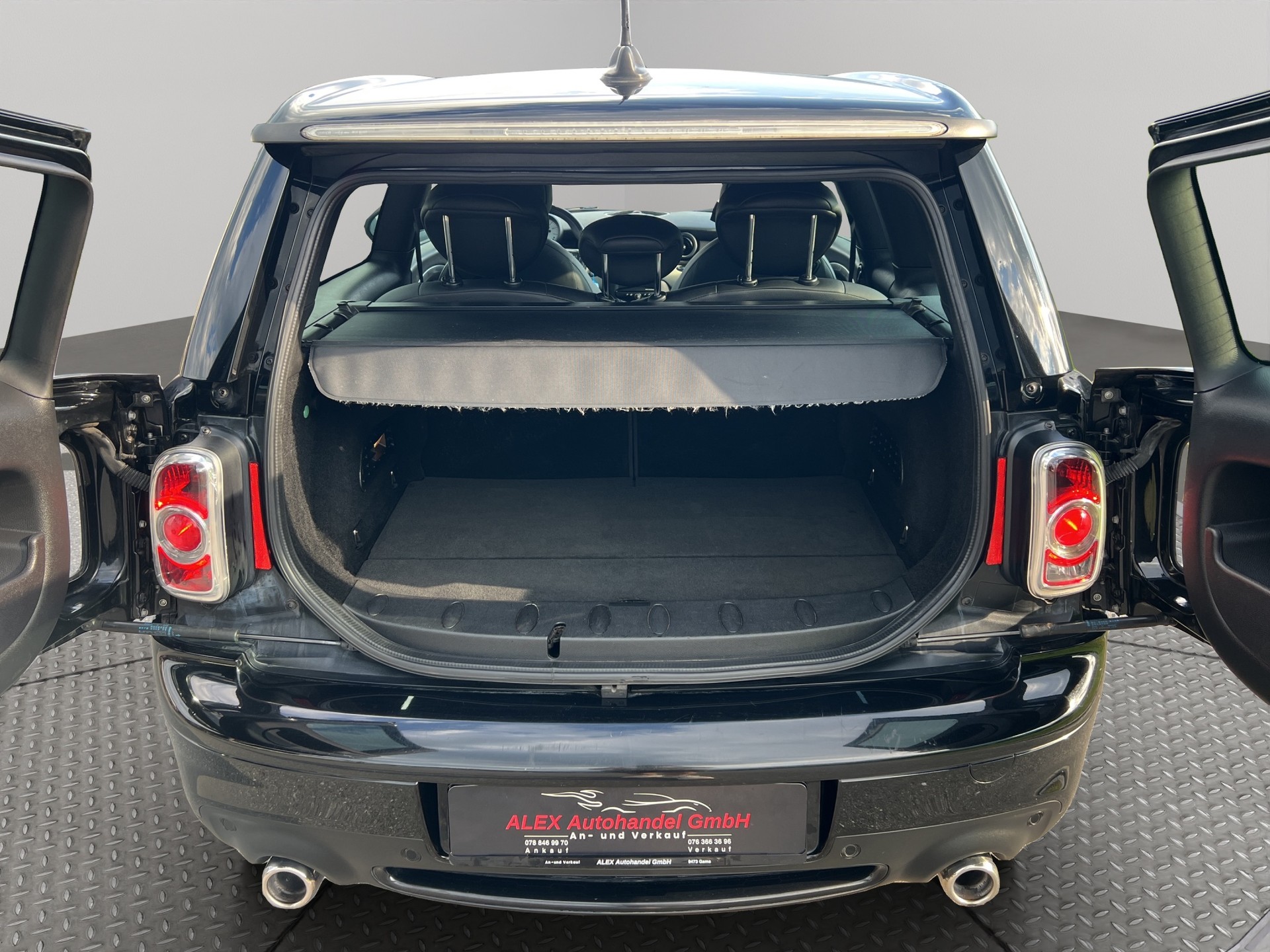 MINI Clubman Cooper SD Steptronic-image-5