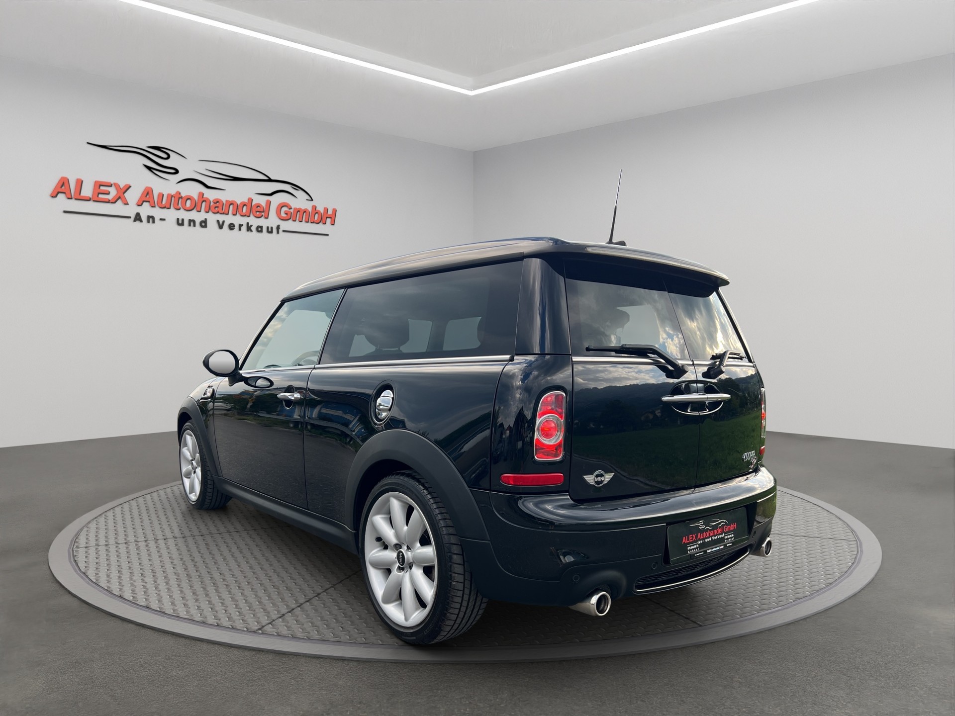MINI Clubman Cooper SD Steptronic-image-3