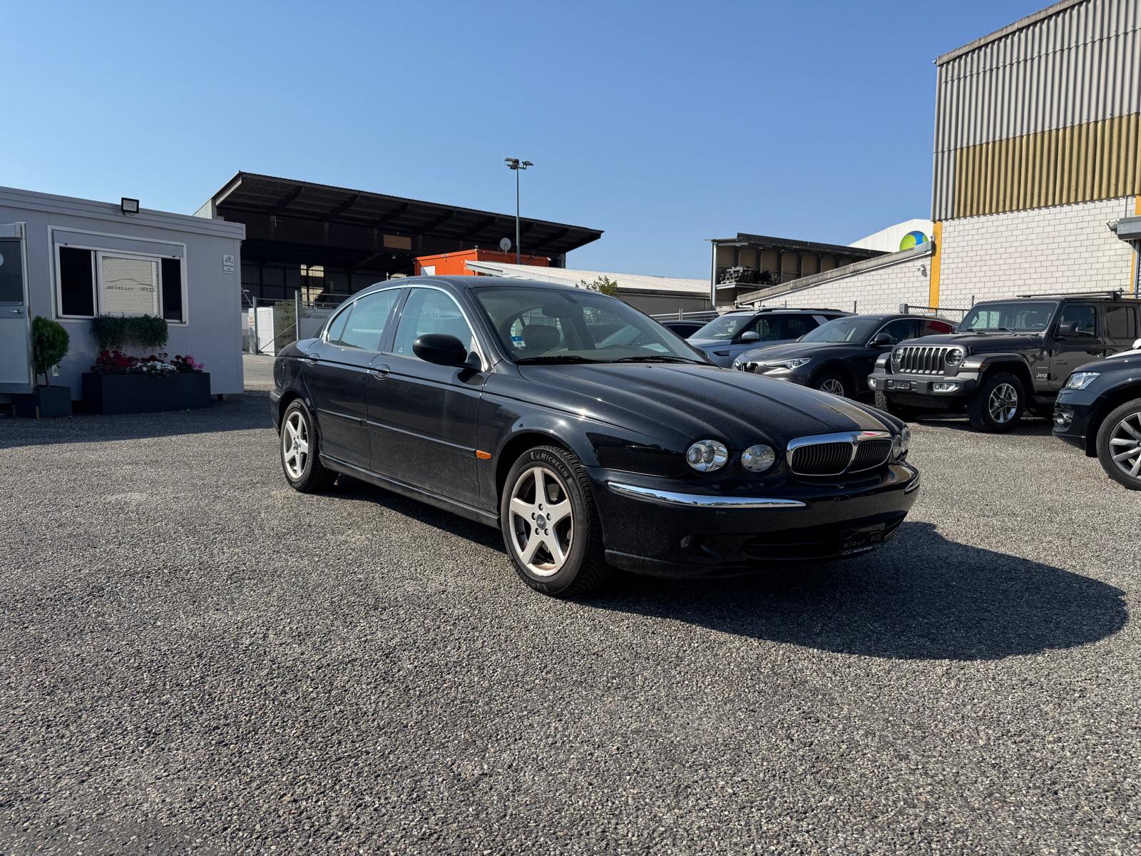 JAGUAR X-Type 2.5 V6 Traction4 Executive-image-5