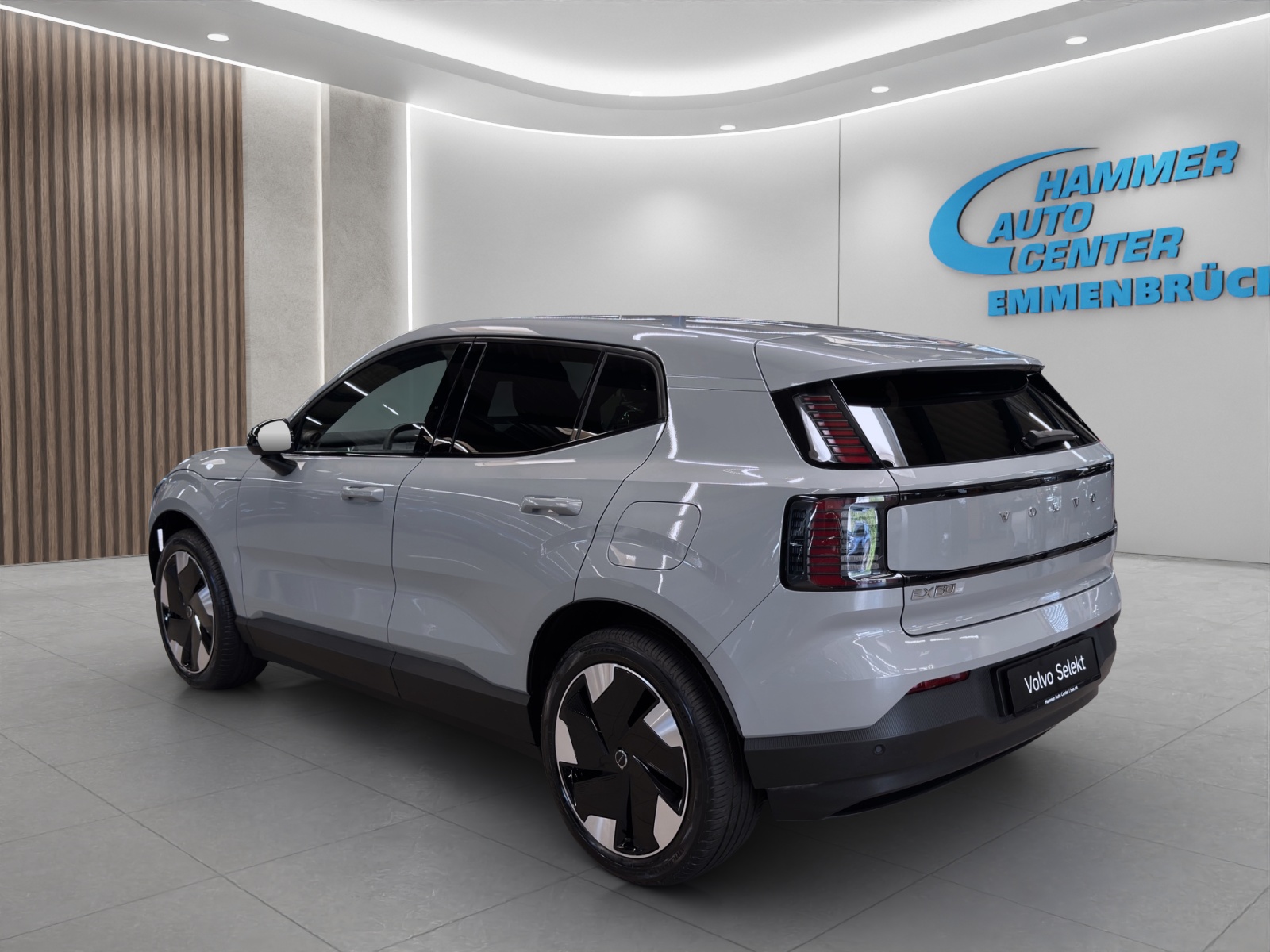 VOLVO EX30 E60 Plus-image-2