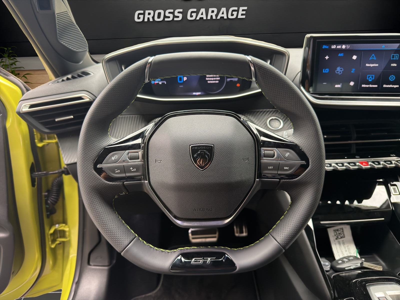 PEUGEOT 208 NEW 1.2 Hybrid 145 GT-image-12