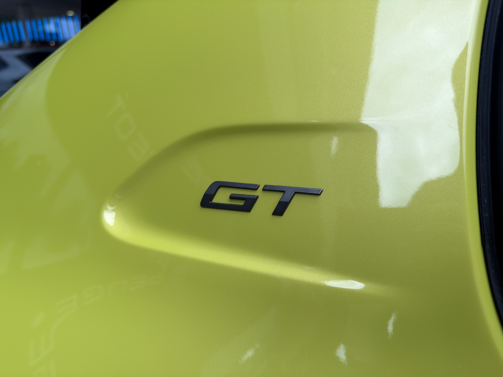 PEUGEOT 208 NEW 1.2 Hybrid 145 GT-image-10