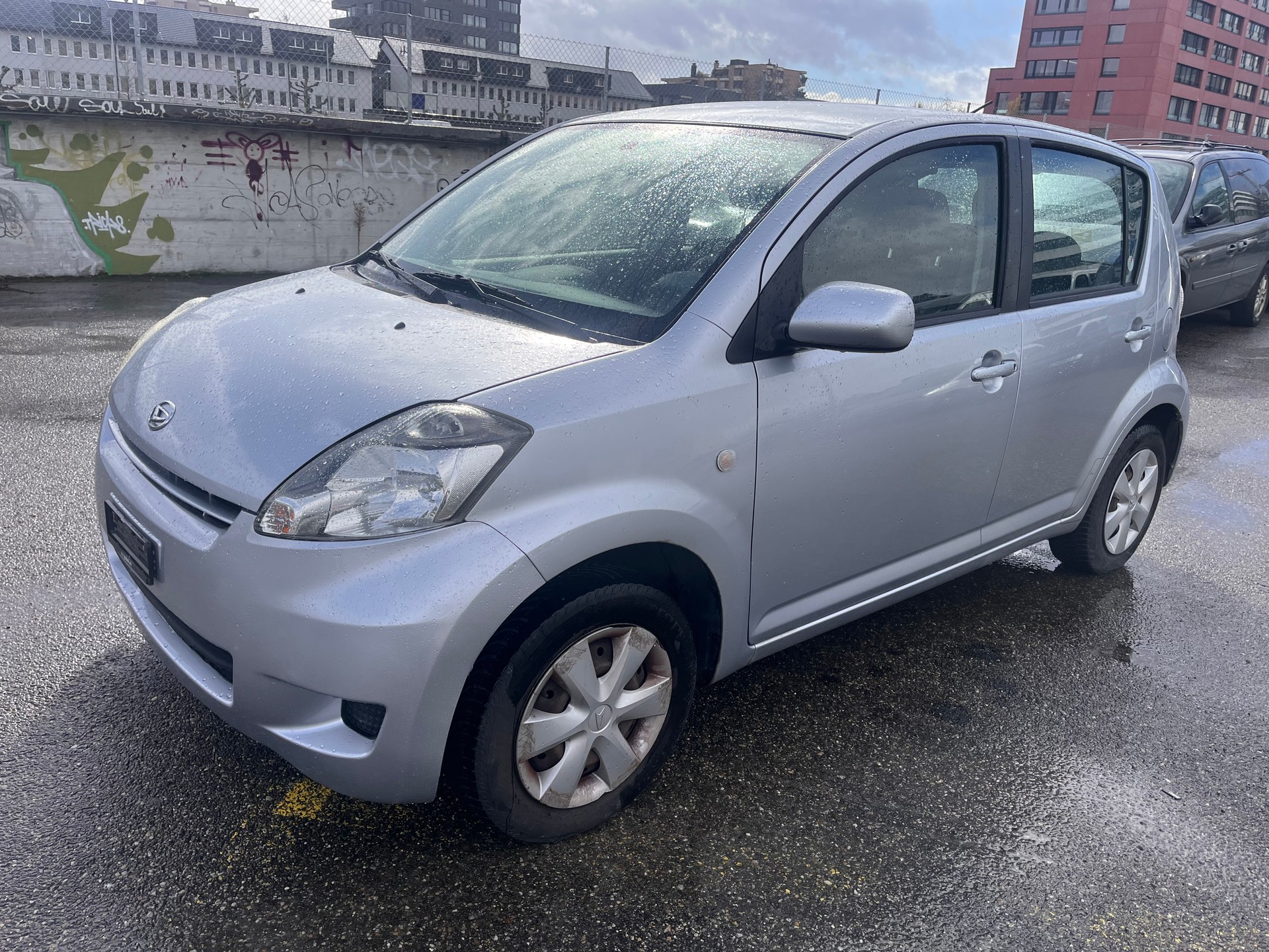 DAIHATSU Sirion 1.3-image-1