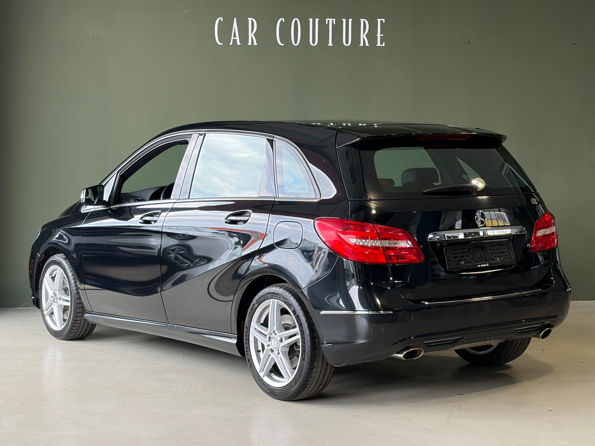MERCEDES-BENZ B 220 4Matic 7G-DCT *Anhängerkupplung*Ab MFK*-showroom-element-3