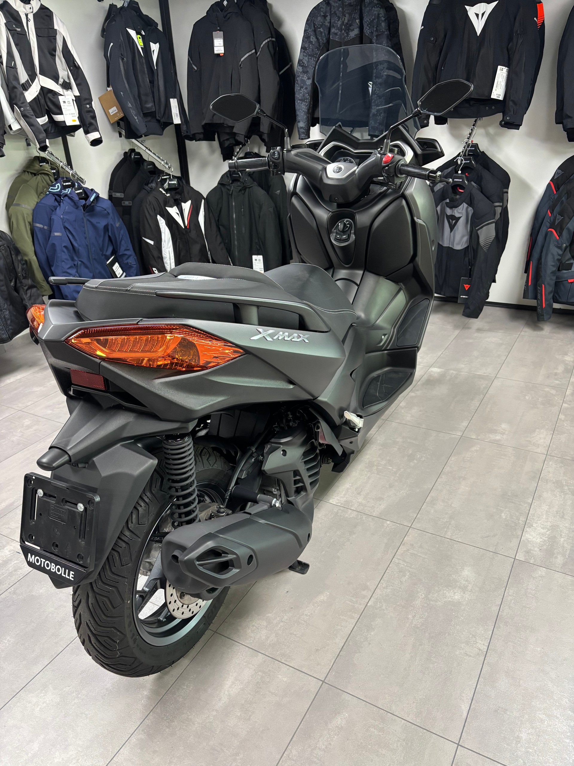 YAMAHA X-Max YP 125-image-4