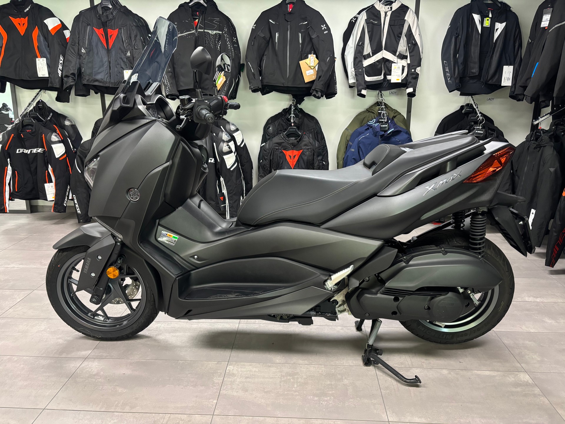 YAMAHA X-Max YP 125-image-1
