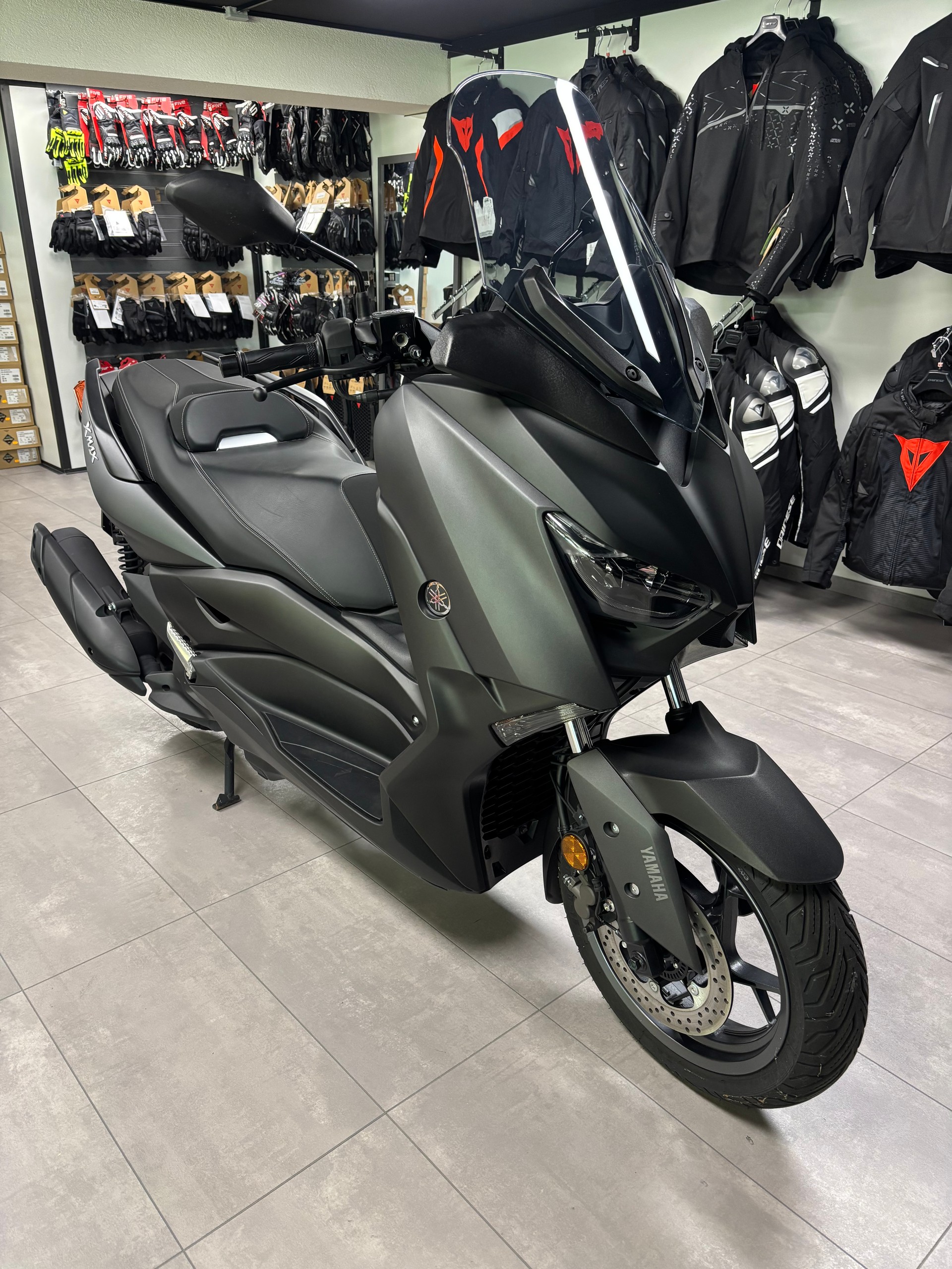 YAMAHA X-Max YP 125-image-2