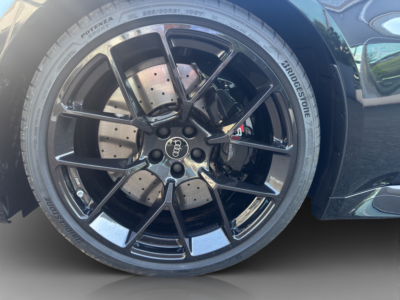 AUDI RS 5 Limousine TFSI 470 kW Tiptronic quattro-image-13