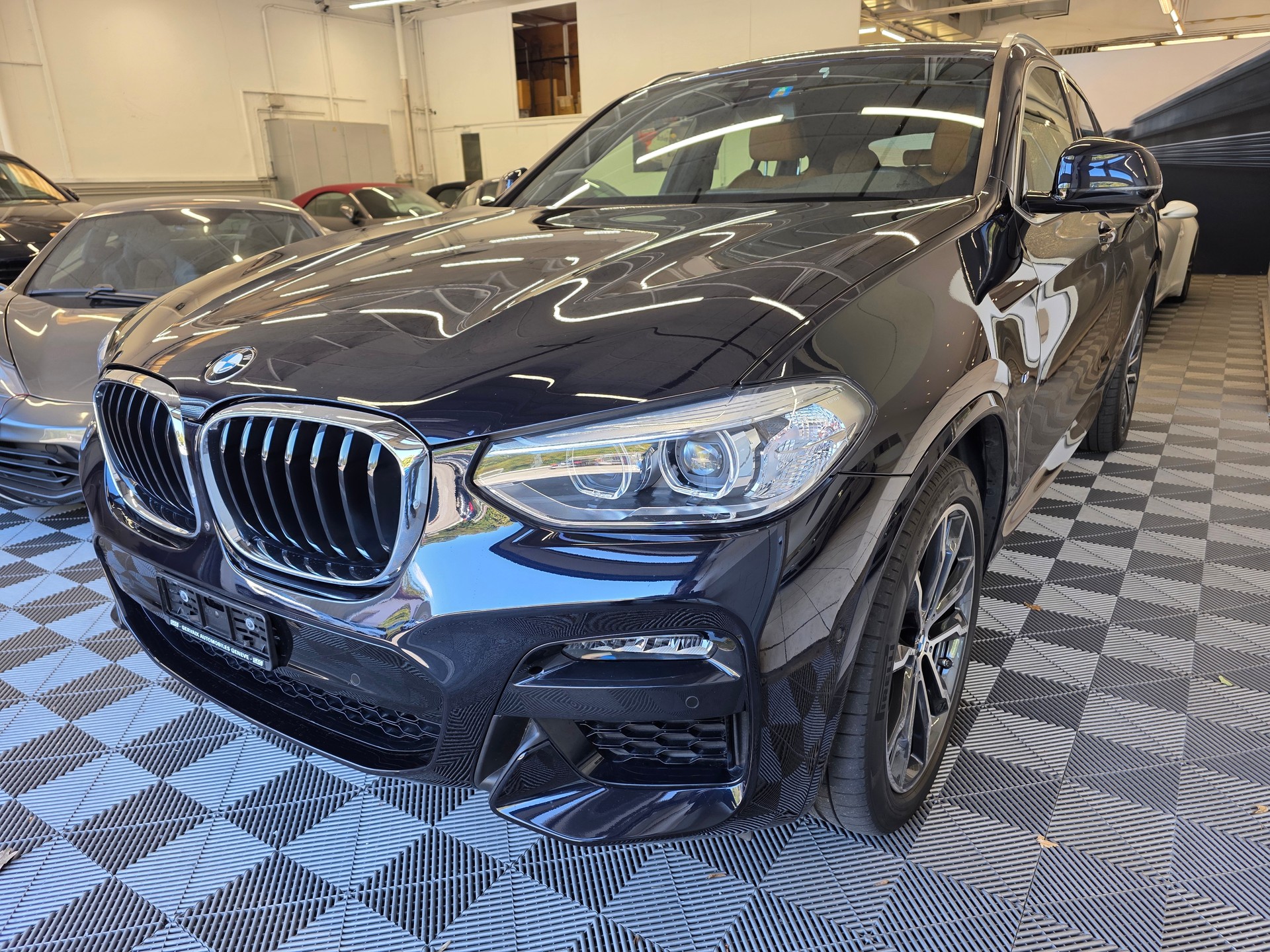 BMW X4 xDrive 48V 20d M Sport Steptronic-showroom-element-2