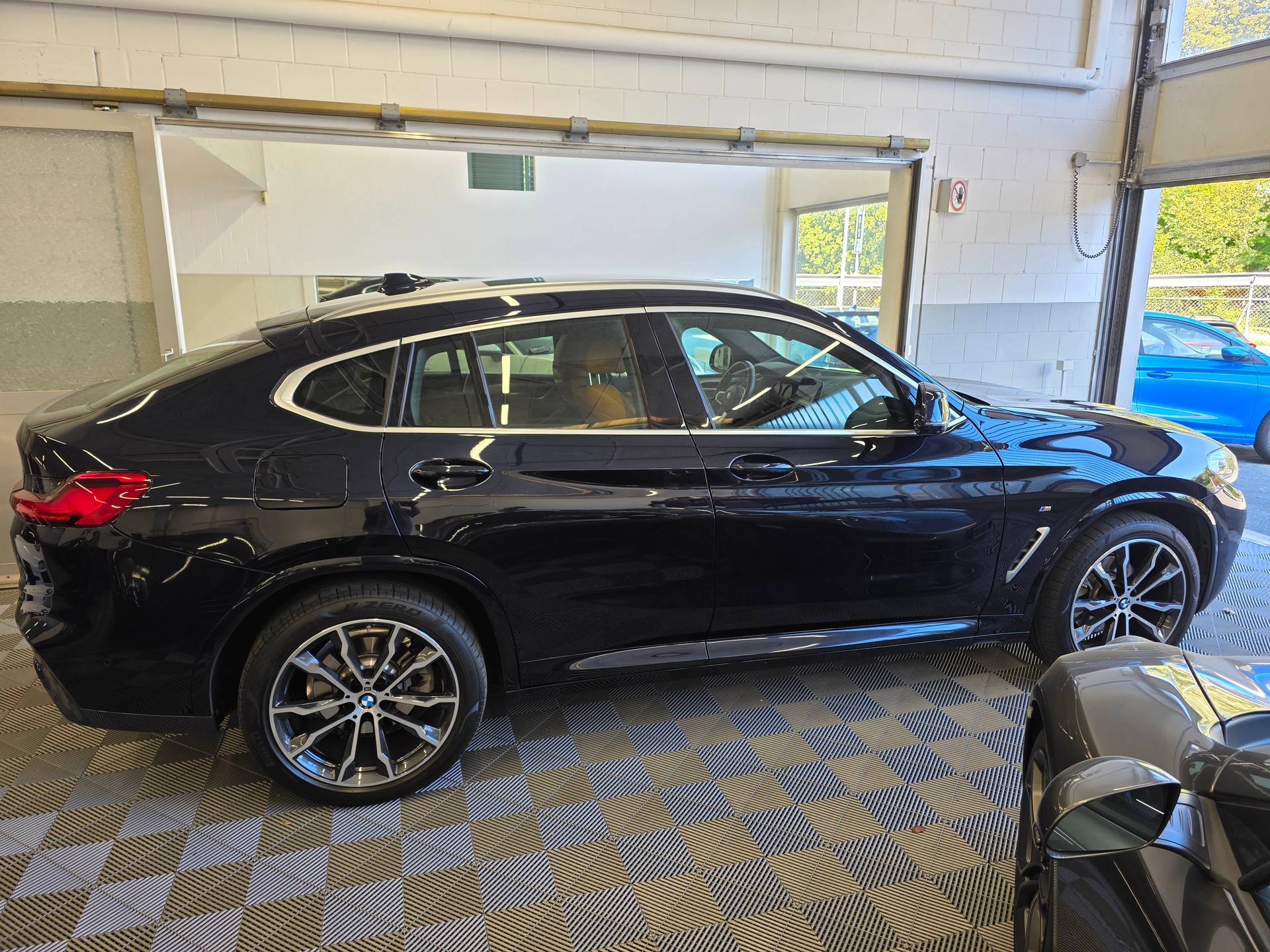 BMW X4 xDrive 48V 20d M Sport Steptronic-image-4