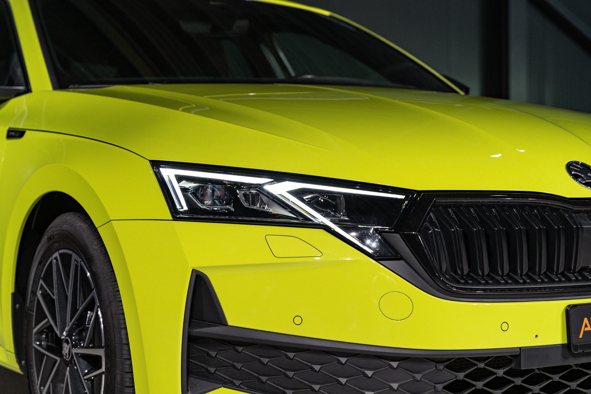 SKODA Octavia Combi 2.0 TSI DSG Sport Line 4x4-image-25