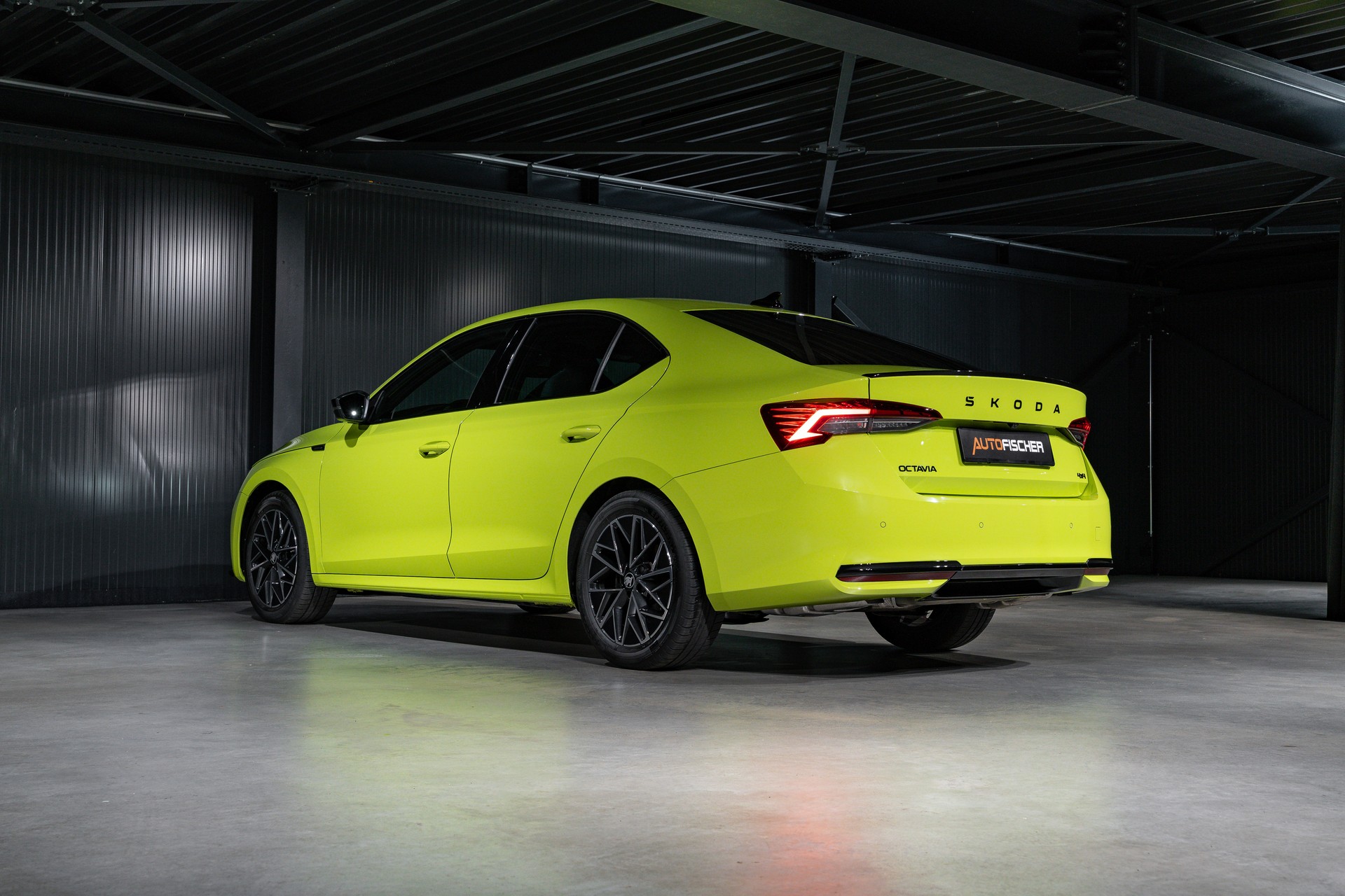 SKODA Octavia Combi 2.0 TSI DSG Sport Line 4x4-image-8