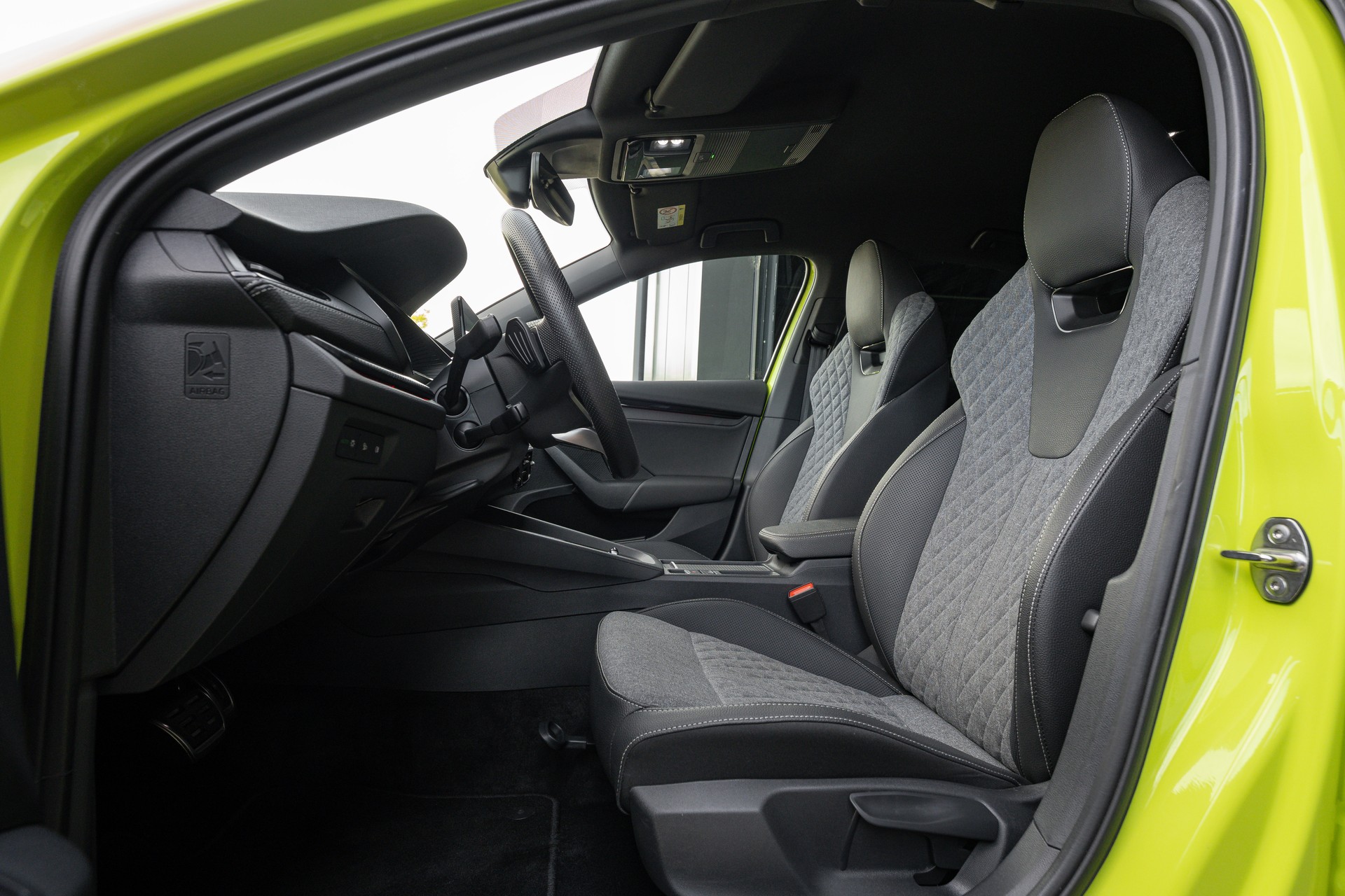 SKODA Octavia Combi 2.0 TSI DSG Sport Line 4x4-image-9