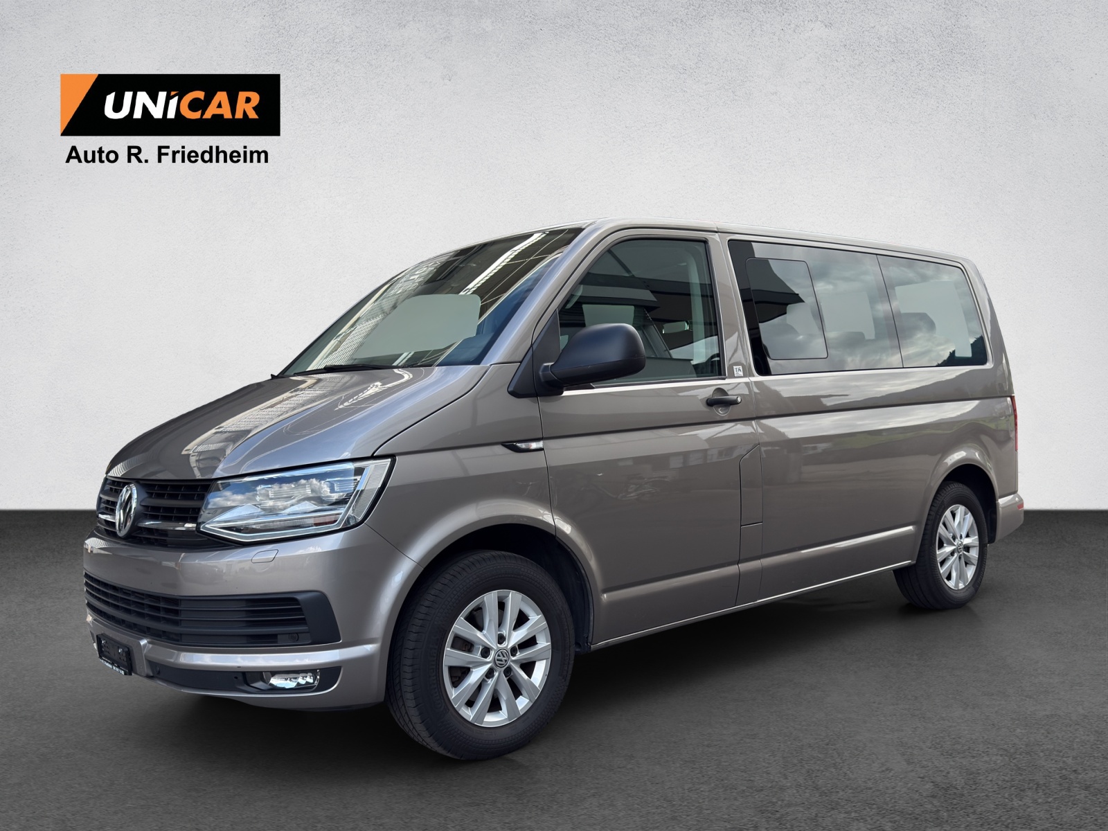 VW T6 Multivan 2.0 TDI Trendline Liberty DSG-showroom-element-2