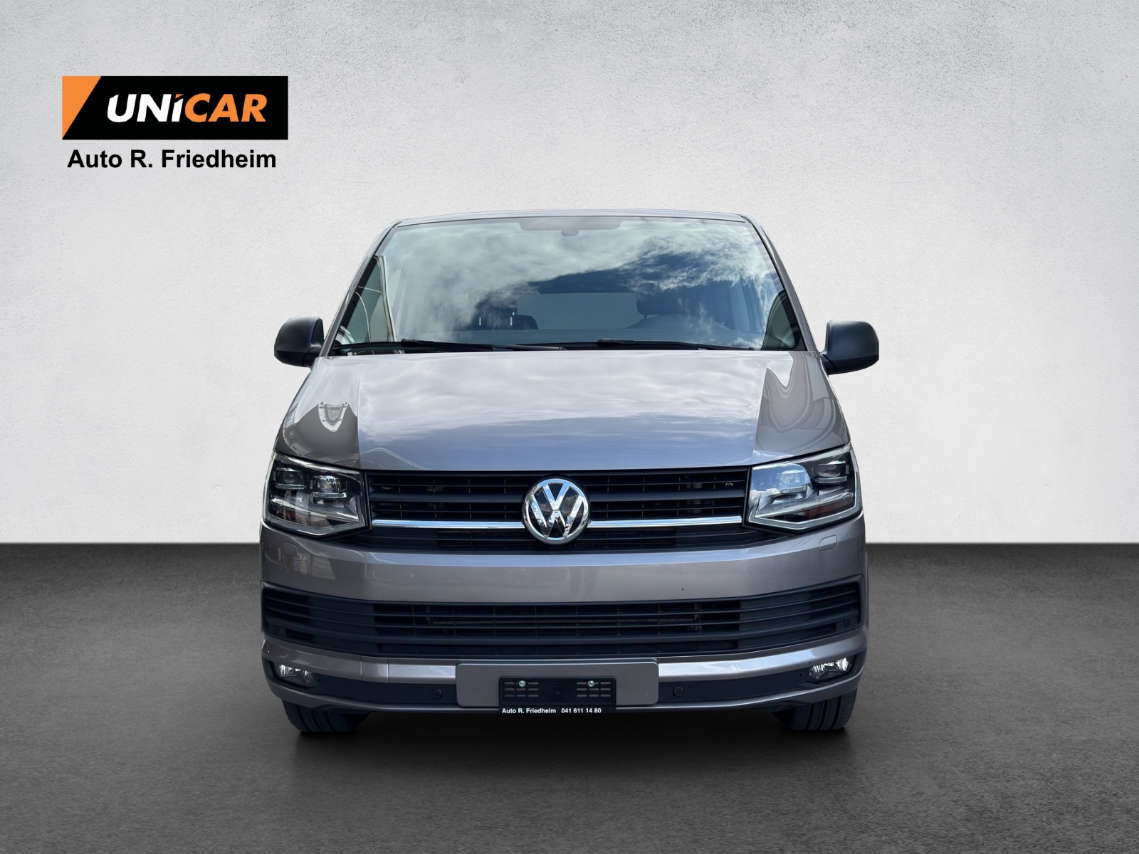 VW T6 Multivan 2.0 TDI Trendline Liberty DSG-showroom-element-1