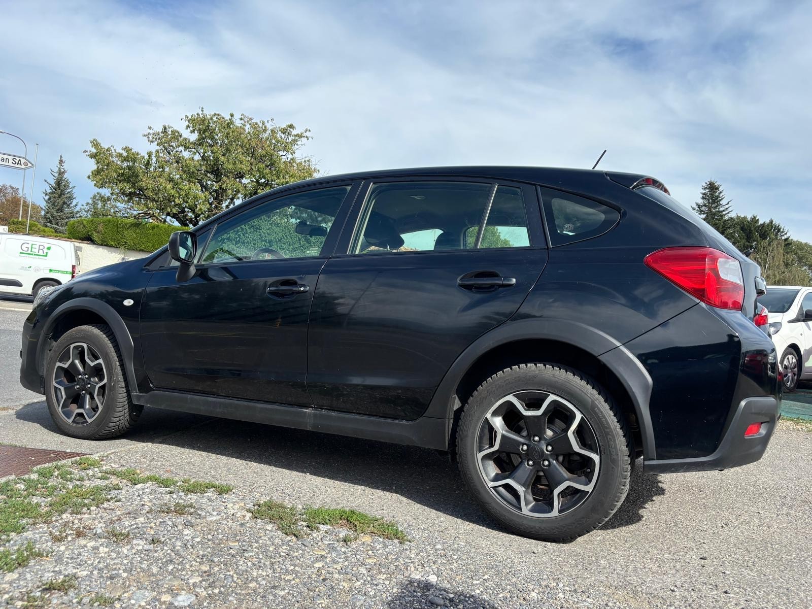 SUBARU XV 1.6 Swiss Two-image-5