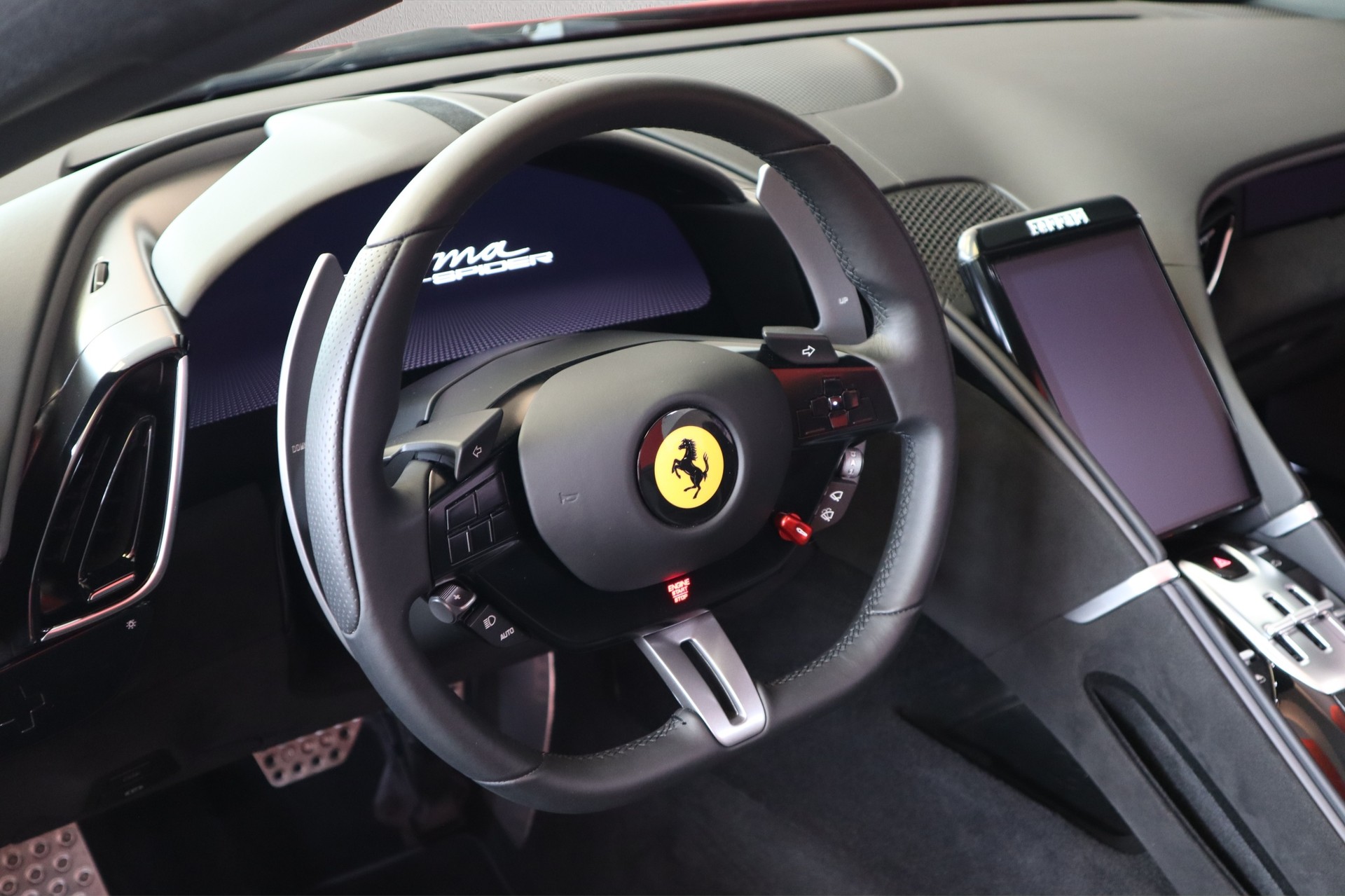 FERRARI Roma 3.9 V8 T-showroom-element-2