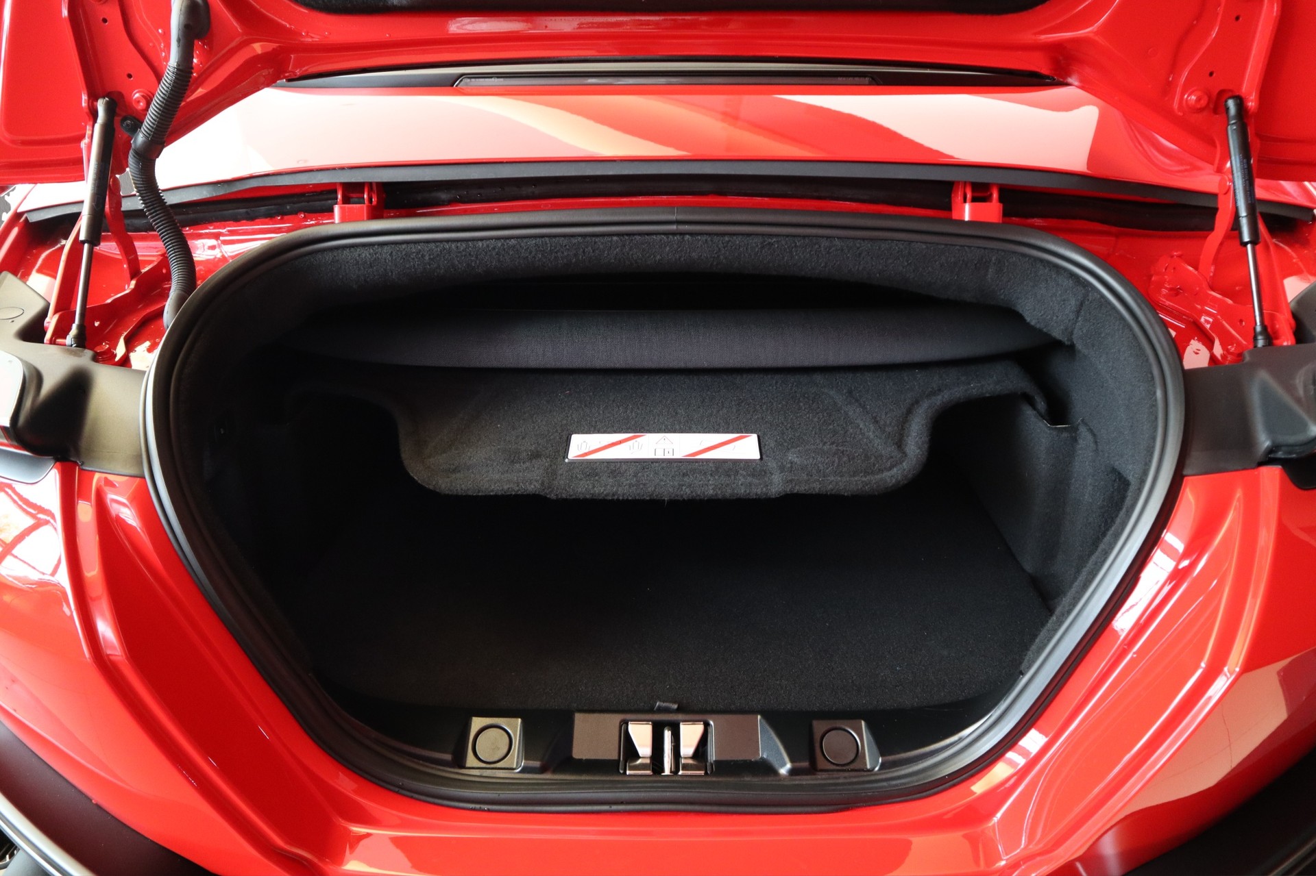 FERRARI Roma 3.9 V8 T Spider-image-27