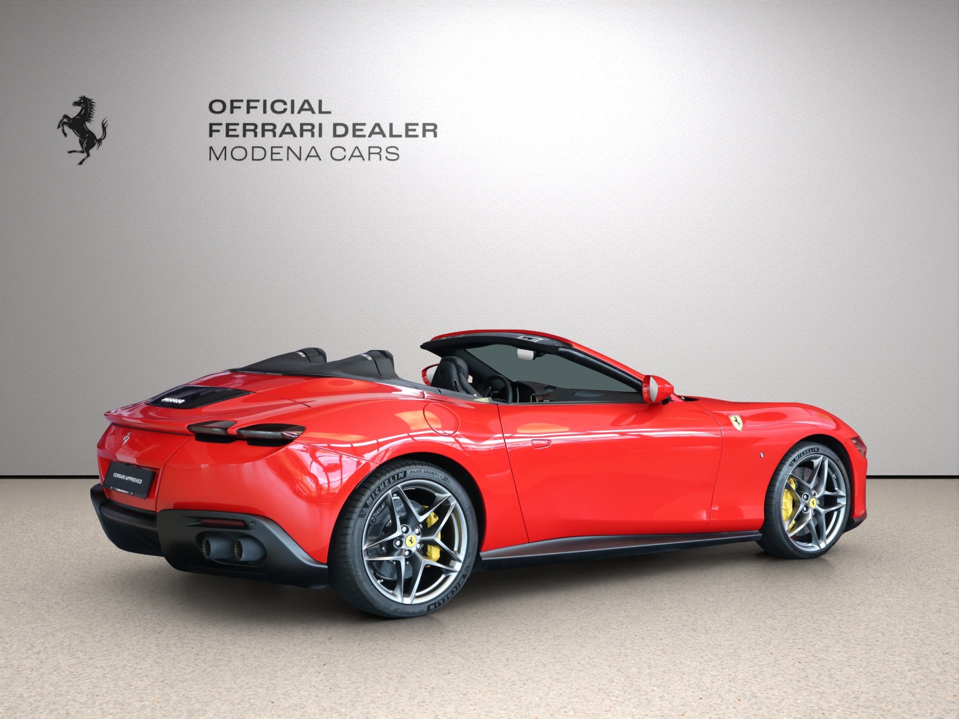 FERRARI Roma 3.9 V8 T Spider-image-13