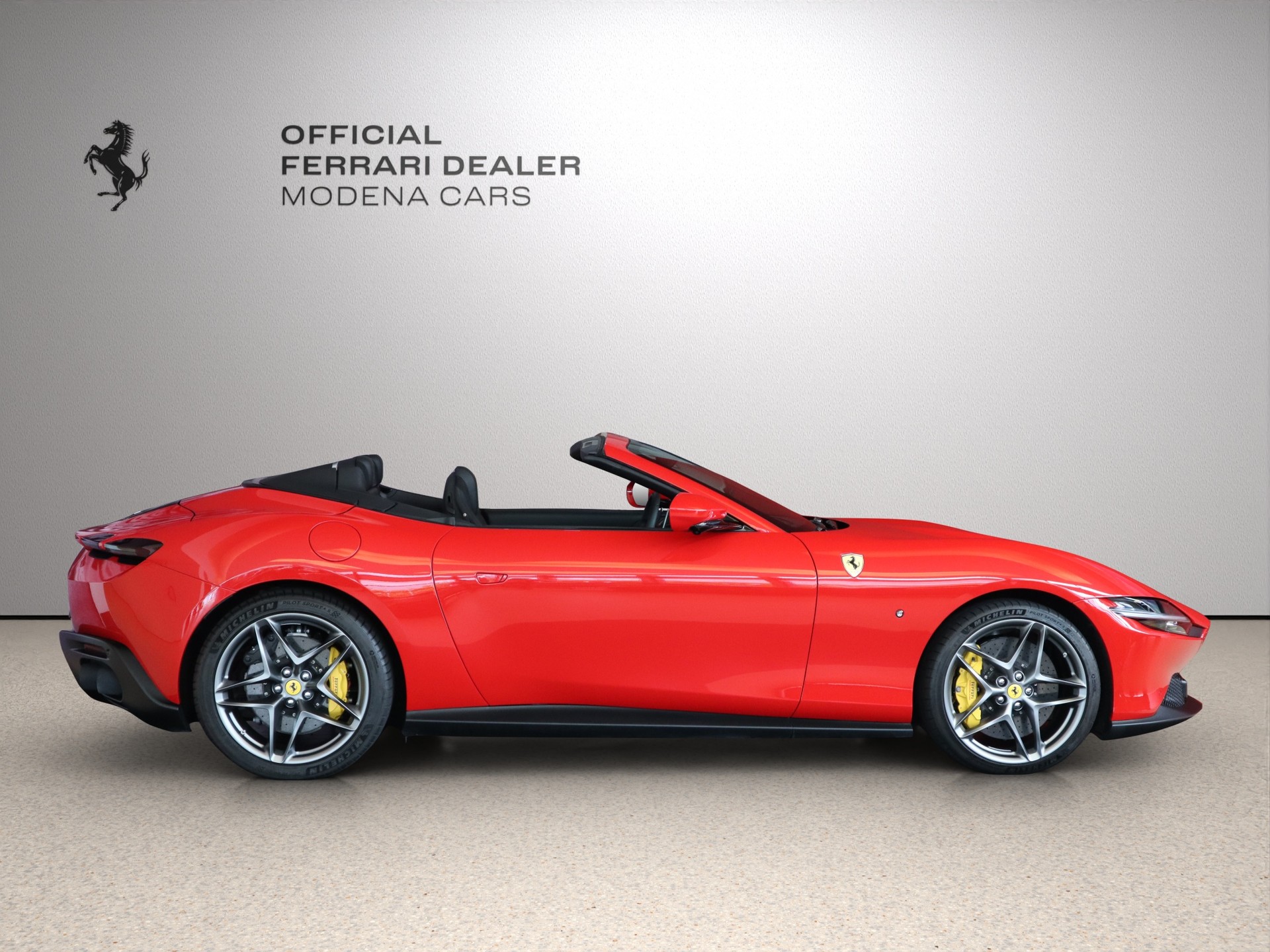 FERRARI Roma 3.9 V8 T Spider-image-14