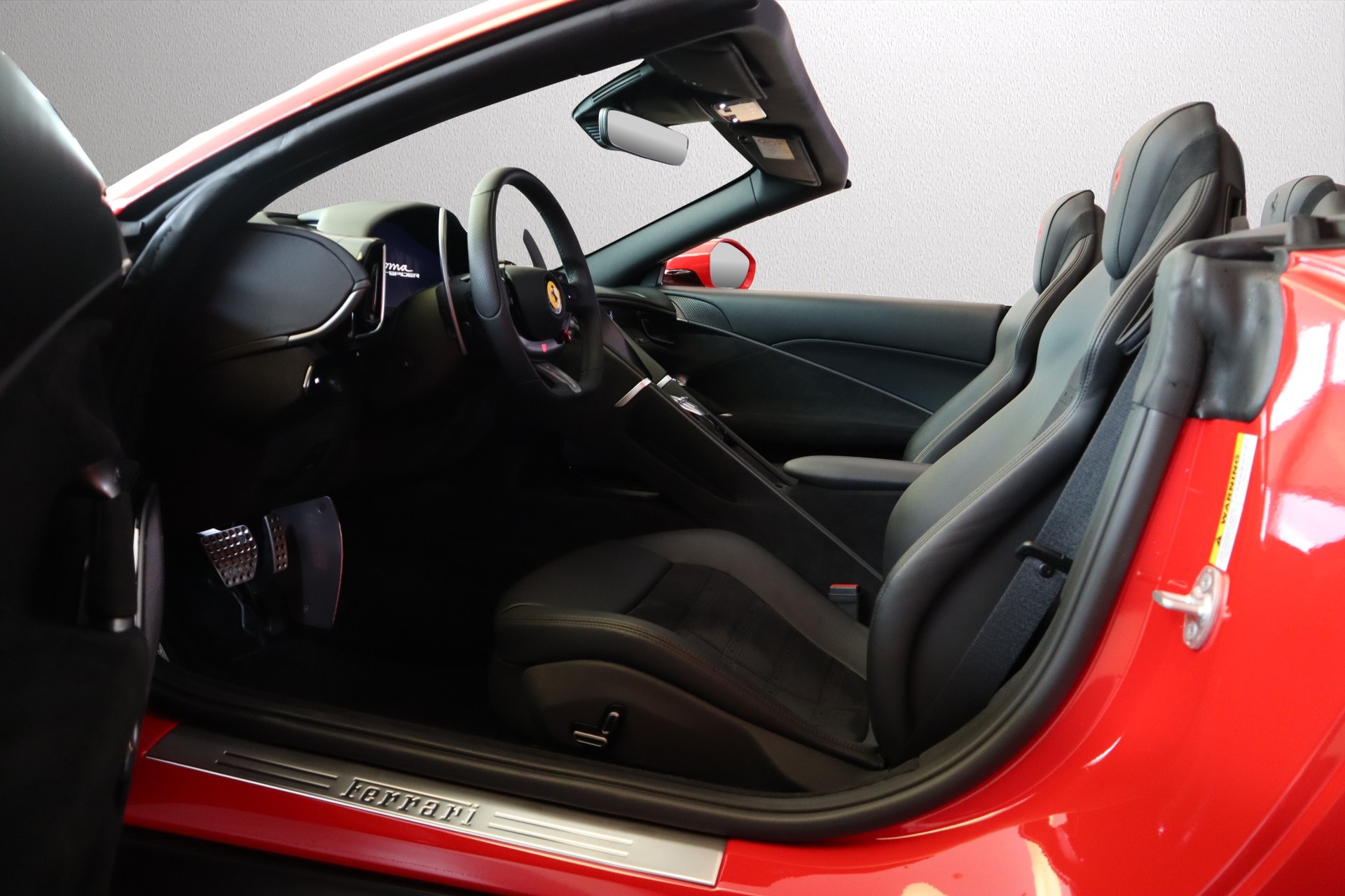 FERRARI Roma 3.9 V8 T-showroom-element-3