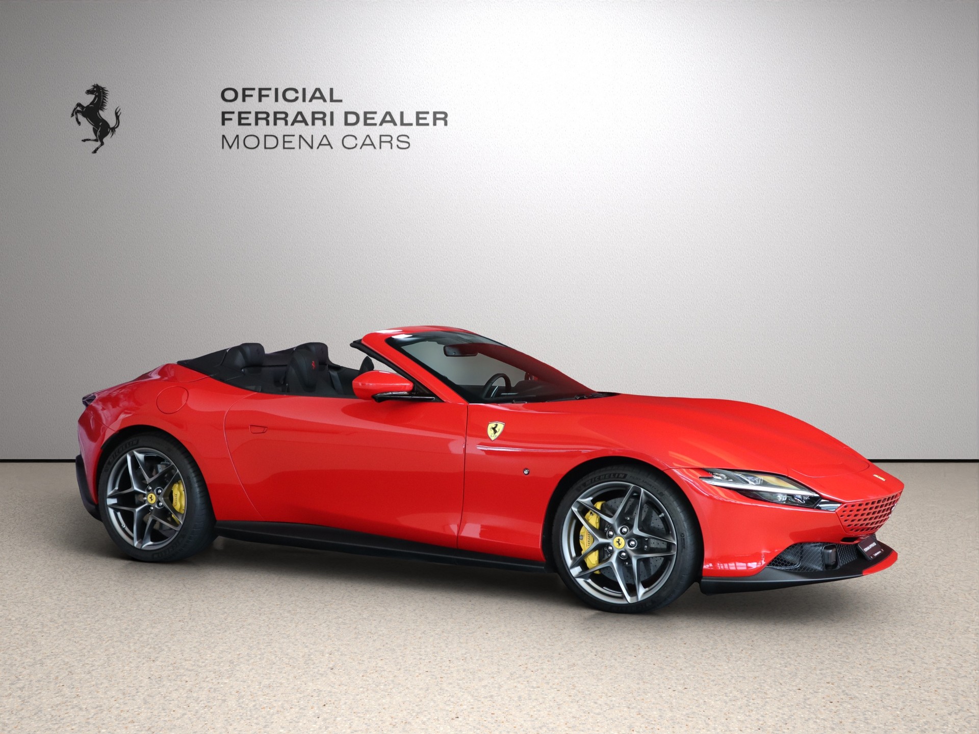 FERRARI Roma 3.9 V8 T Spider-image-15
