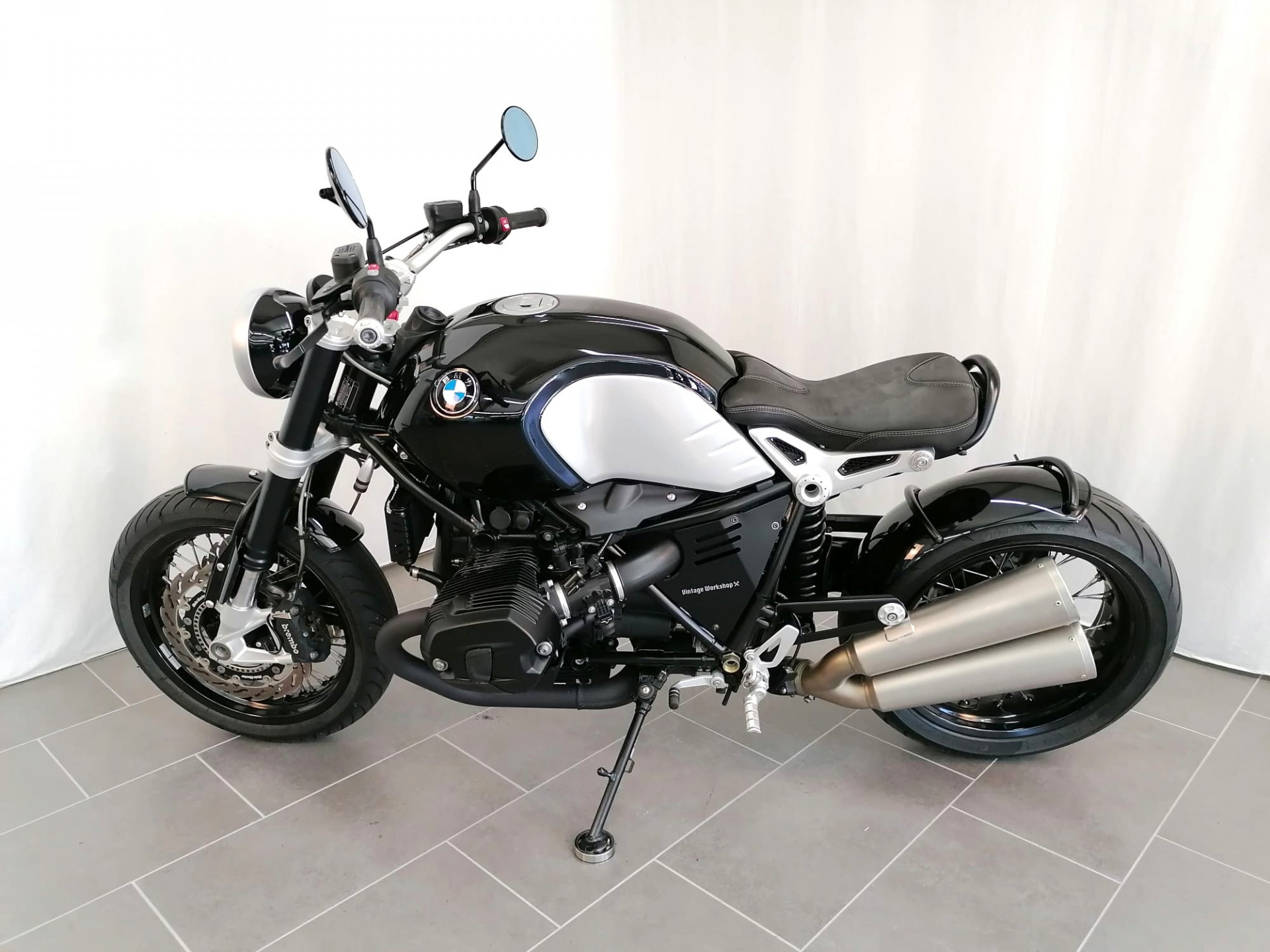 BMW R nineT-image-3